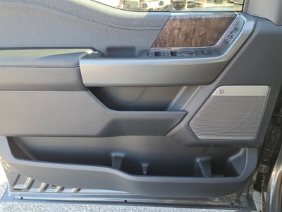 2026 Ford Super Duty F-350 SRW LARIAT