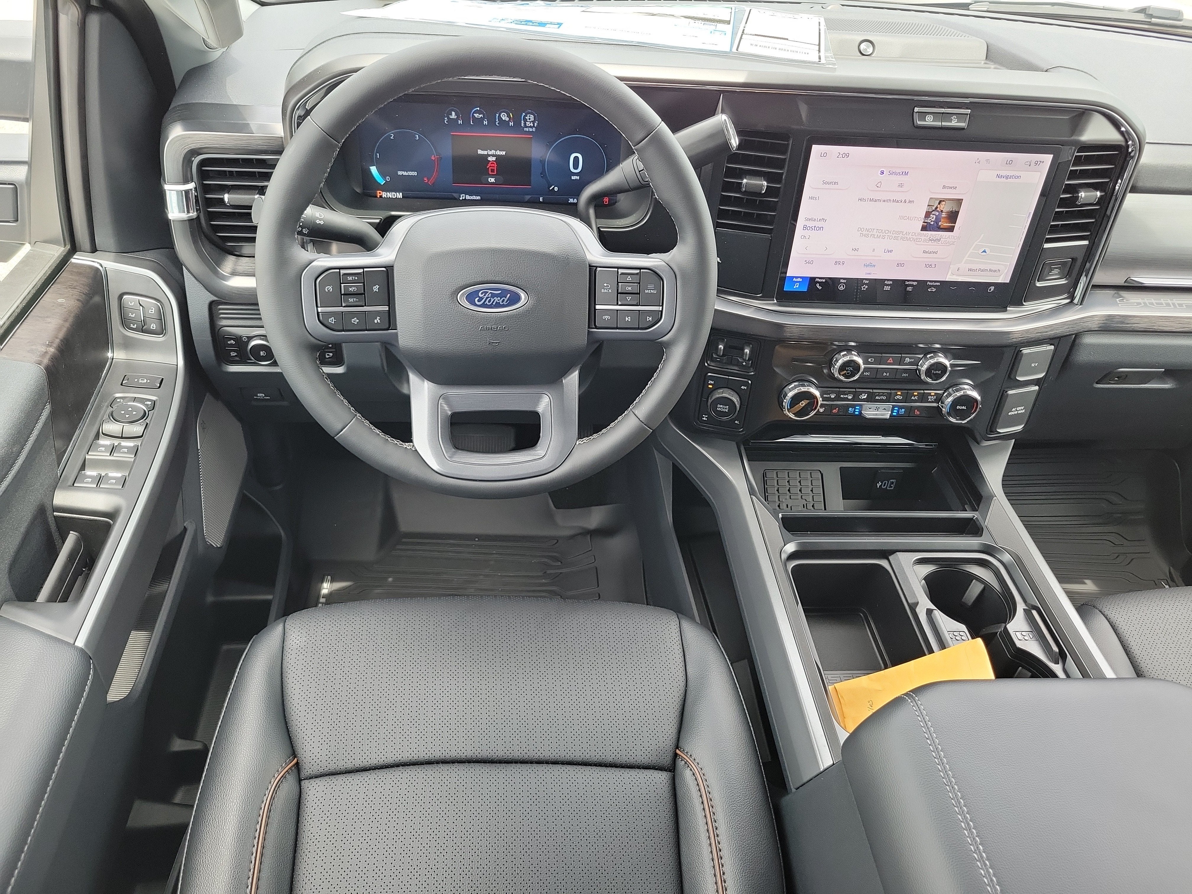2026 Ford Super Duty F-350 SRW LARIAT