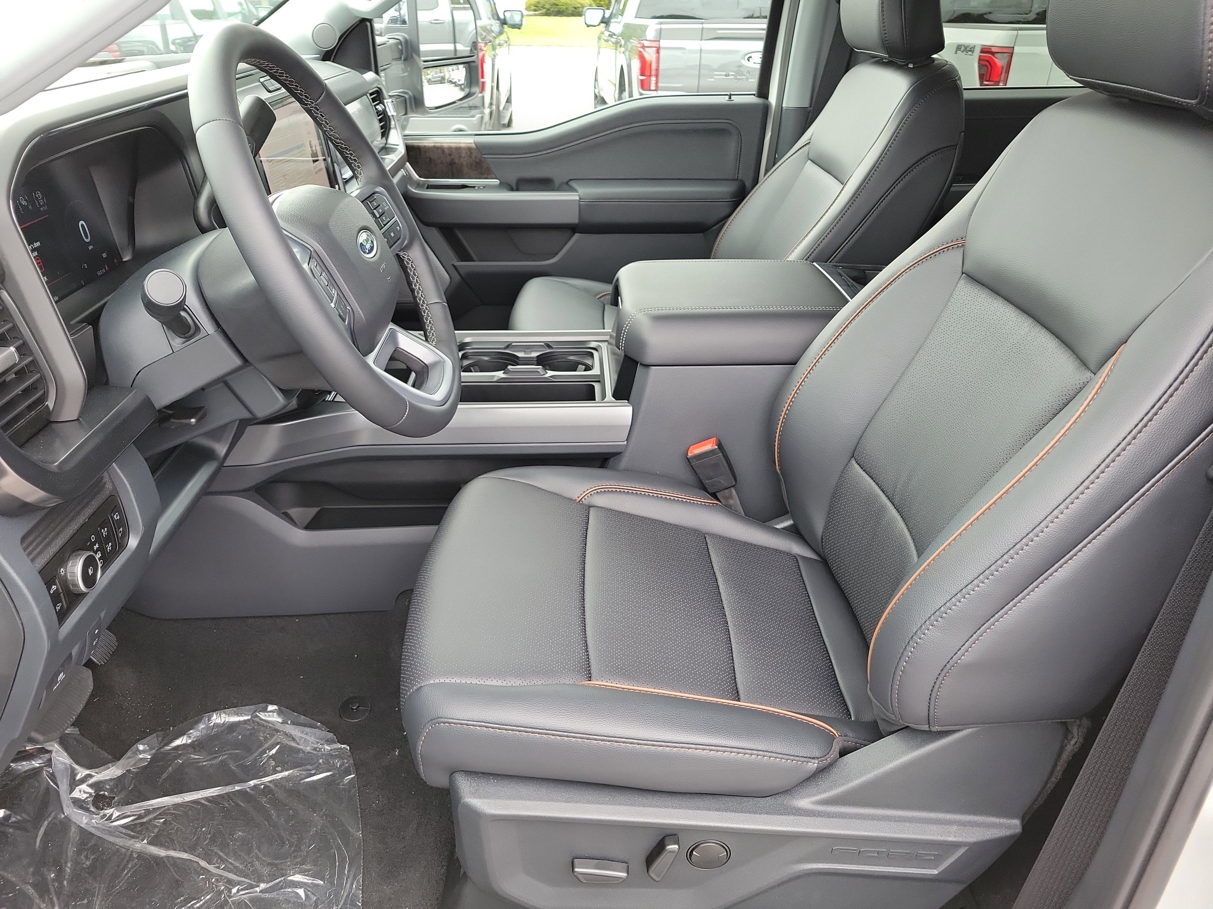 2026 Ford Super Duty F-350 SRW LARIAT