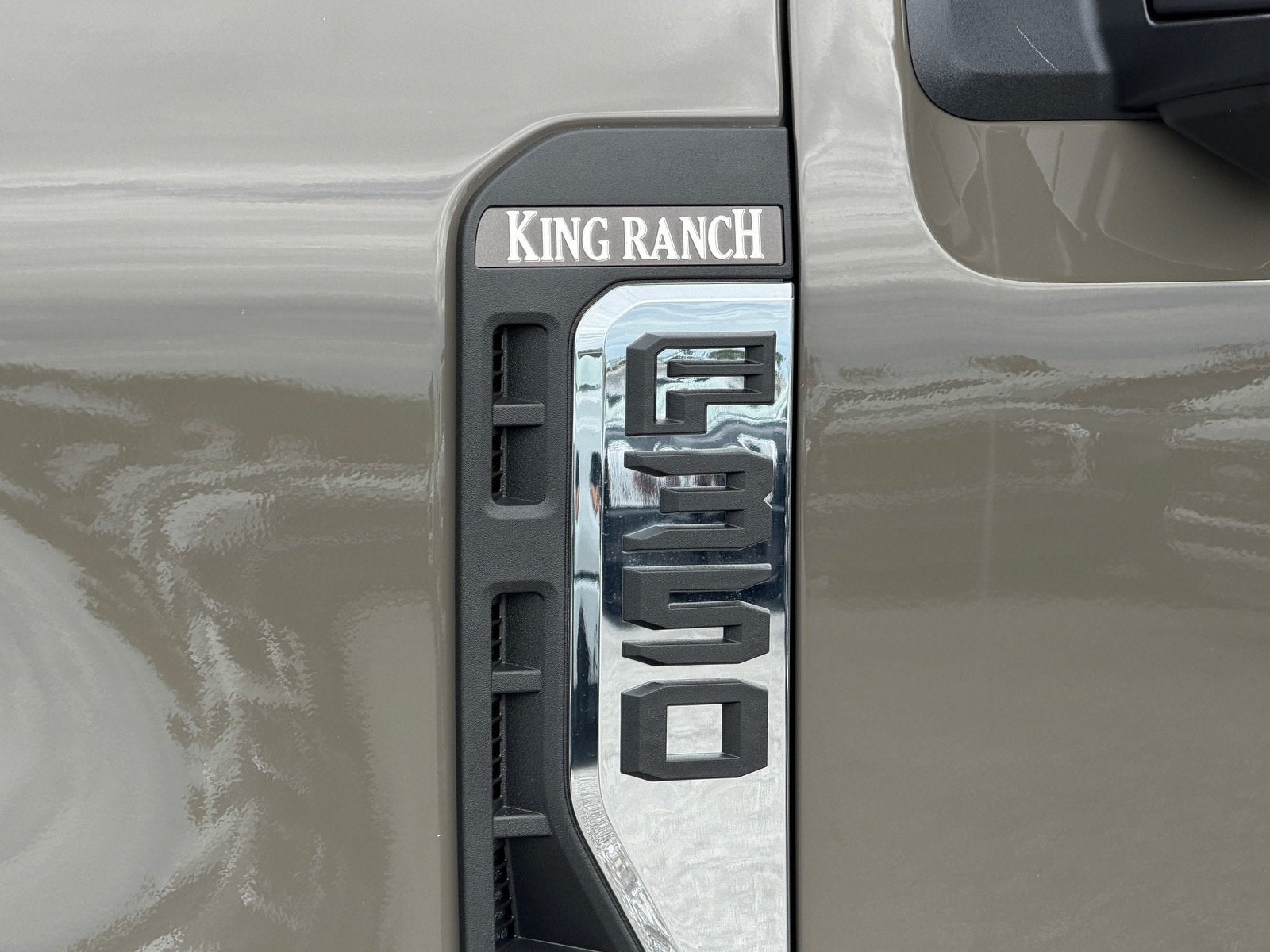 2026 Ford Super Duty F-350 SRW King Ranch