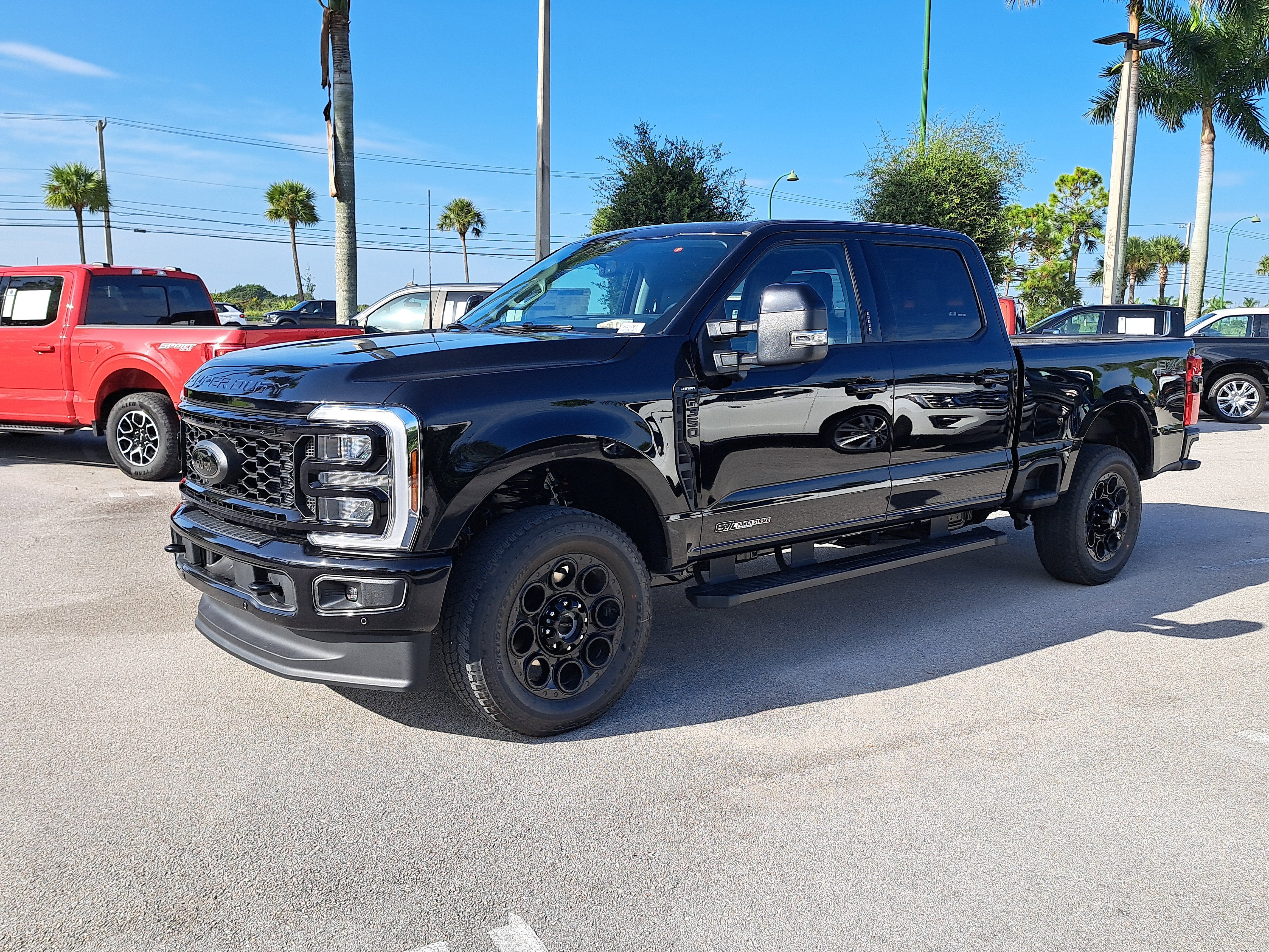 2026 Ford Super Duty F-350 SRW LARIAT