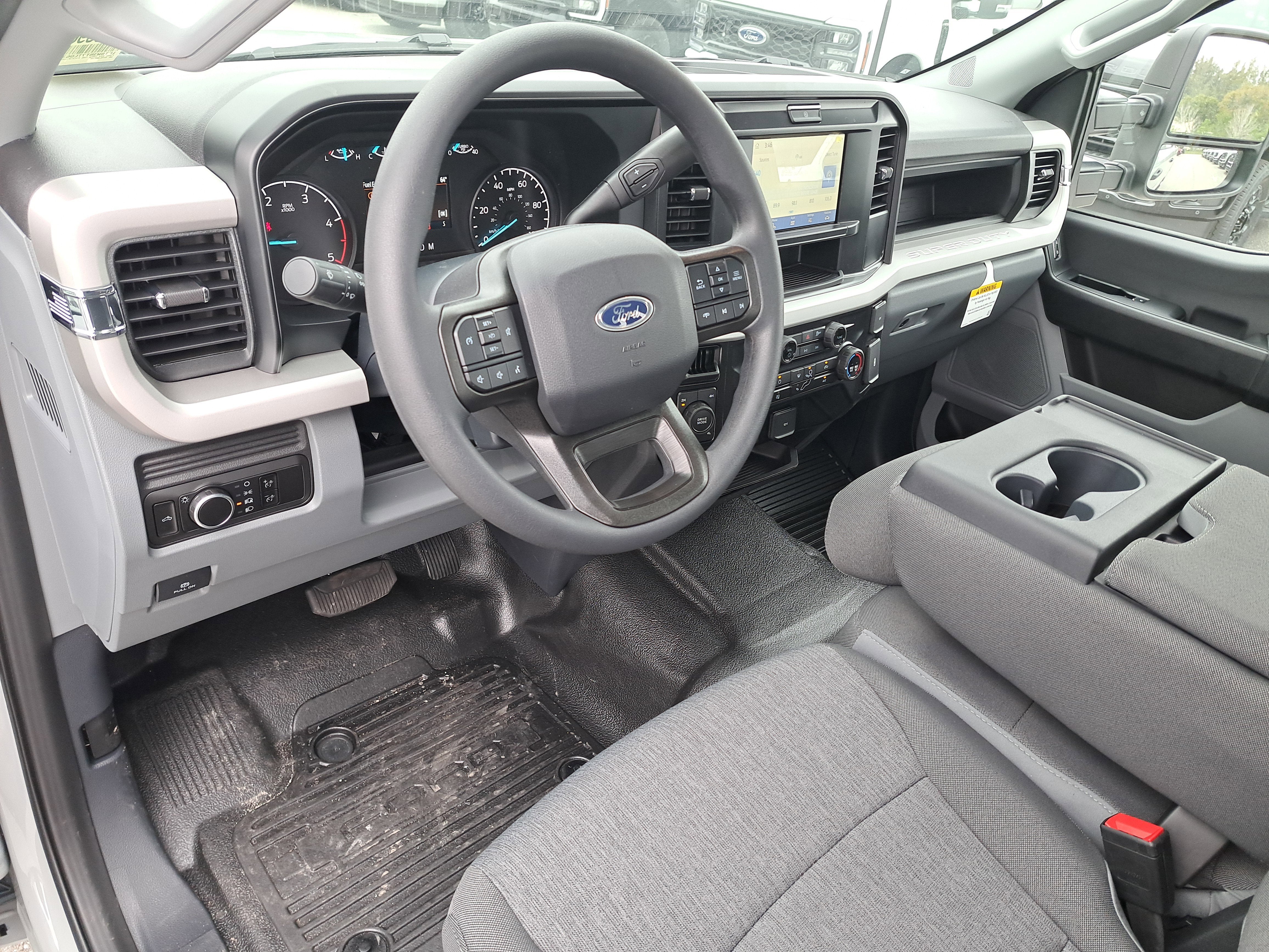 2026 Ford Super Duty F-350 SRW XL