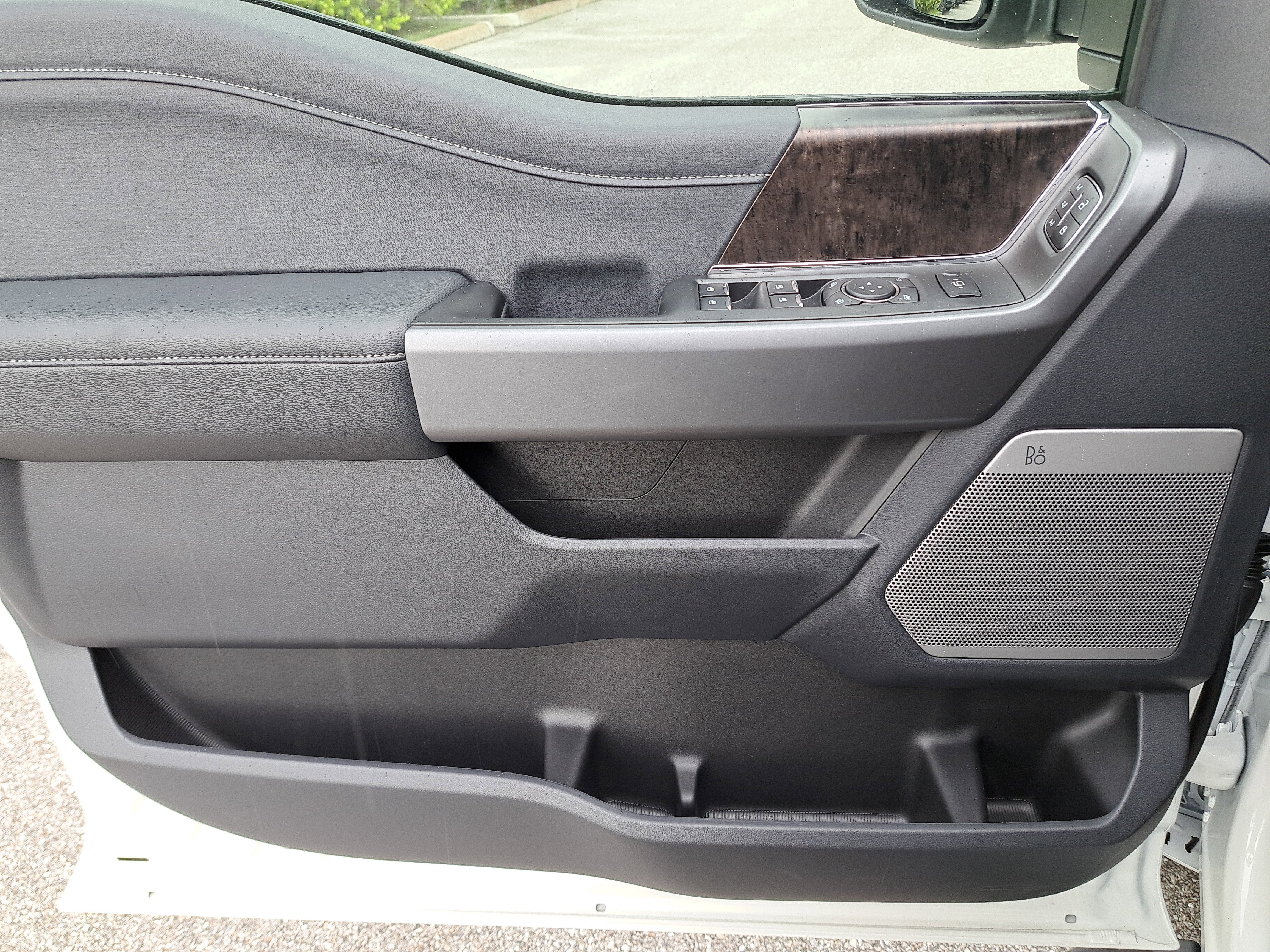 2025 Ford Super Duty F-350 SRW LARIAT