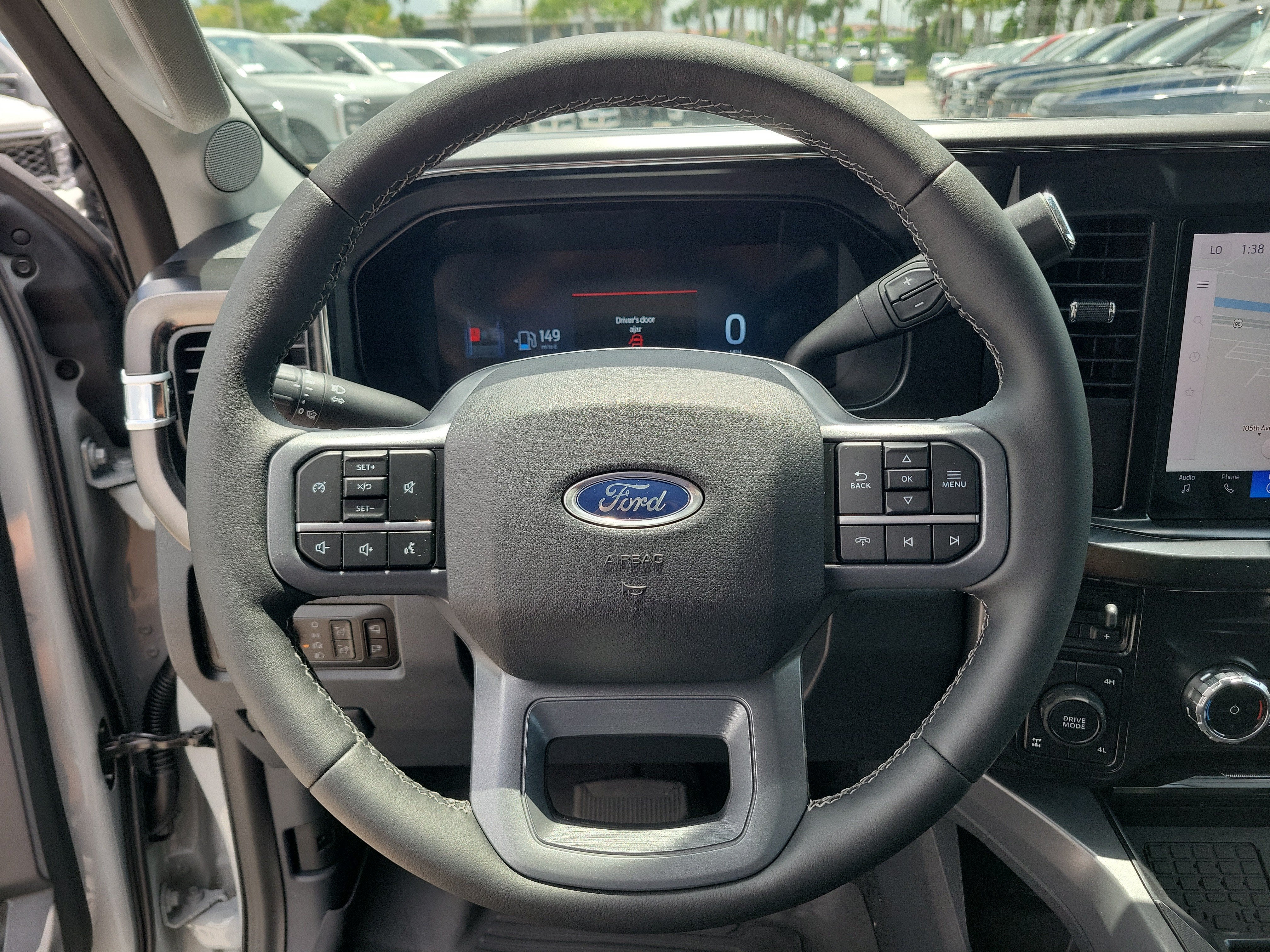 2026 Ford Super Duty F-350 SRW LARIAT