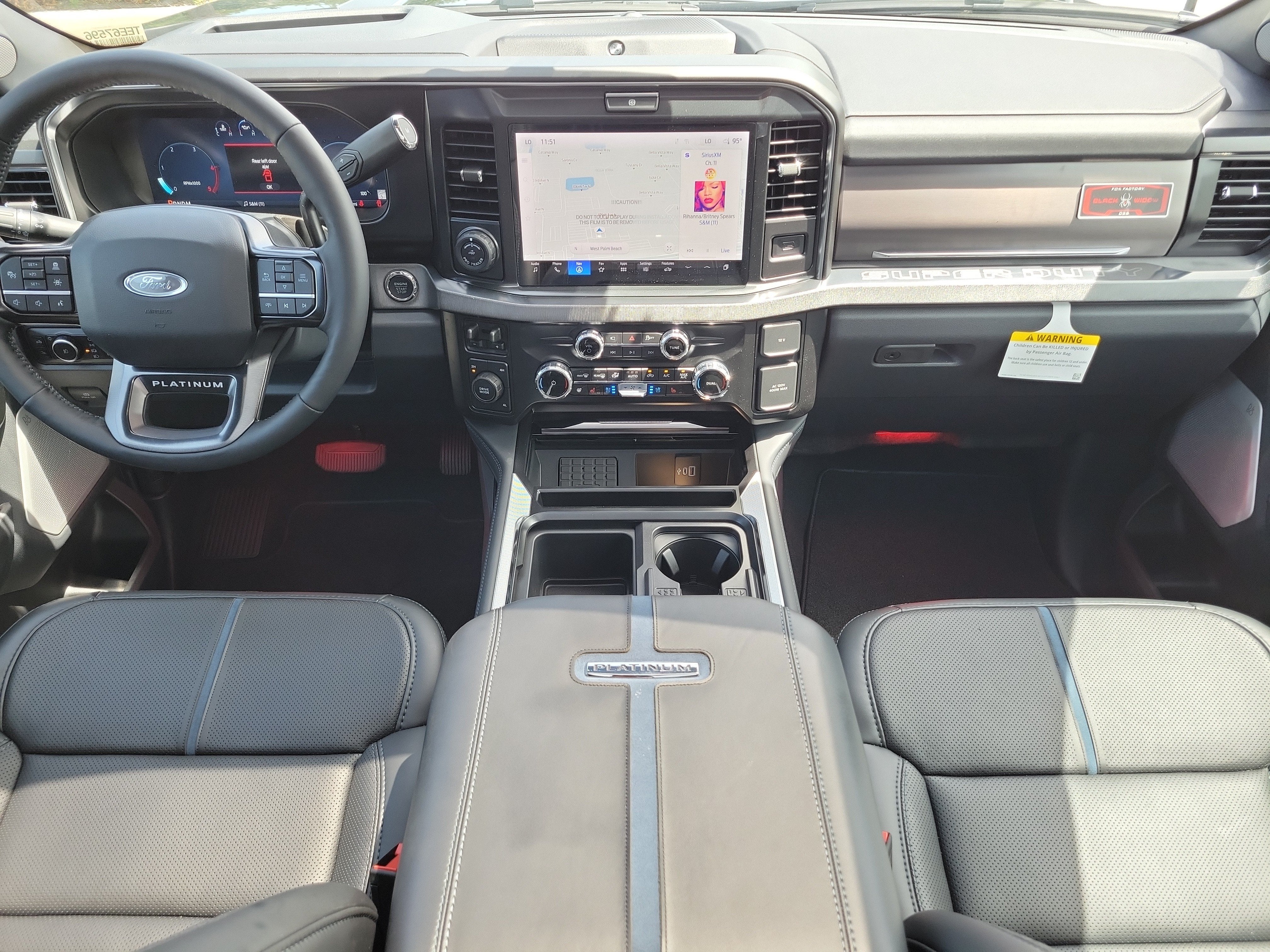 2026 Ford Super Duty F-350 DRW F-350® Platinum®