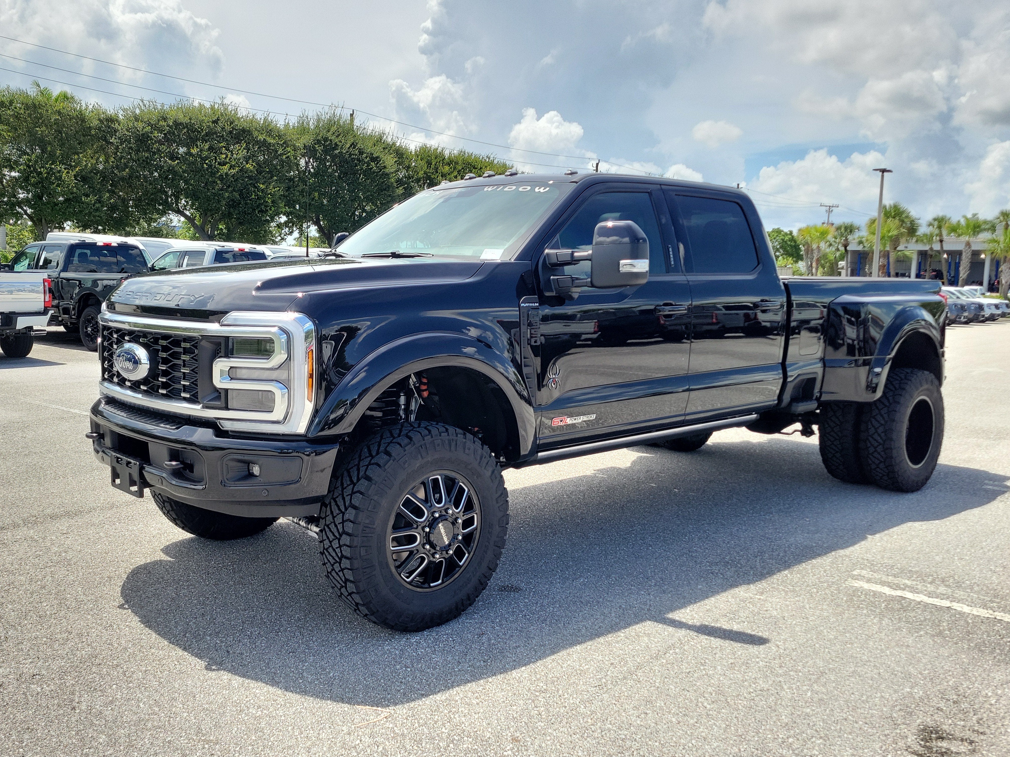 2026 Ford Super Duty F-350 DRW F-350® Platinum®