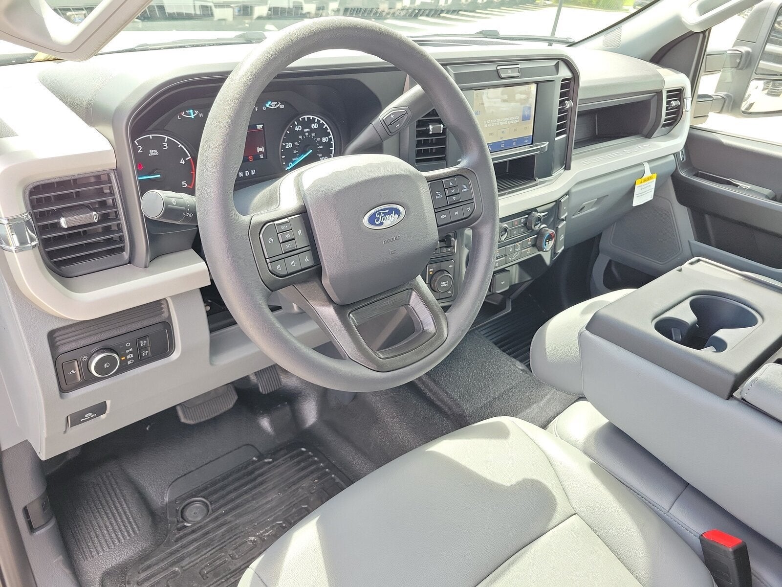 2026 Ford Super Duty F-350 DRW XL
