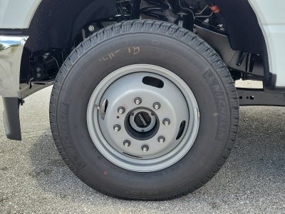 2026 Ford Super Duty F-350 DRW XL