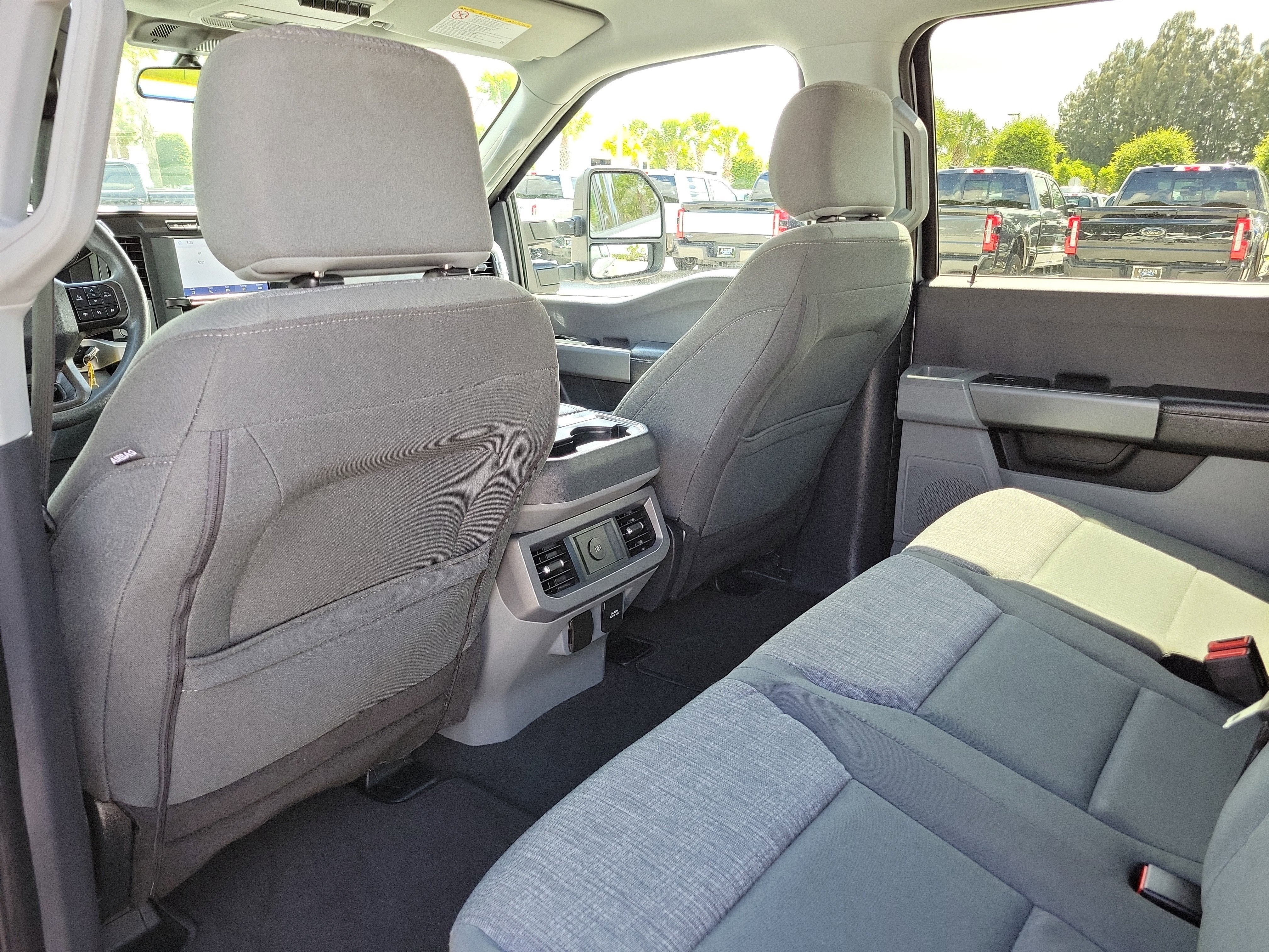 2024 Ford Super Duty F-350 DRW XLT