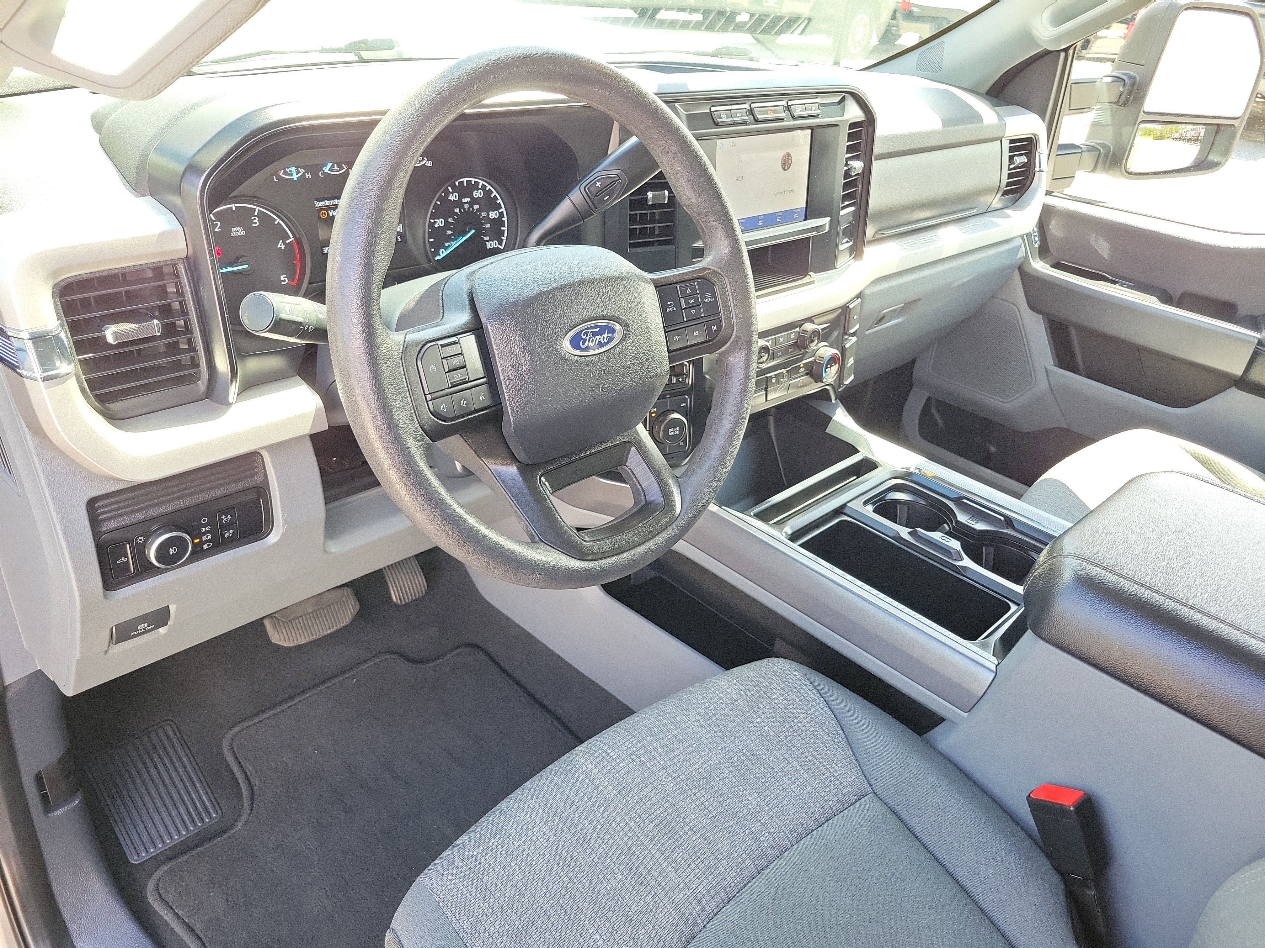 2024 Ford Super Duty F-350 DRW XLT