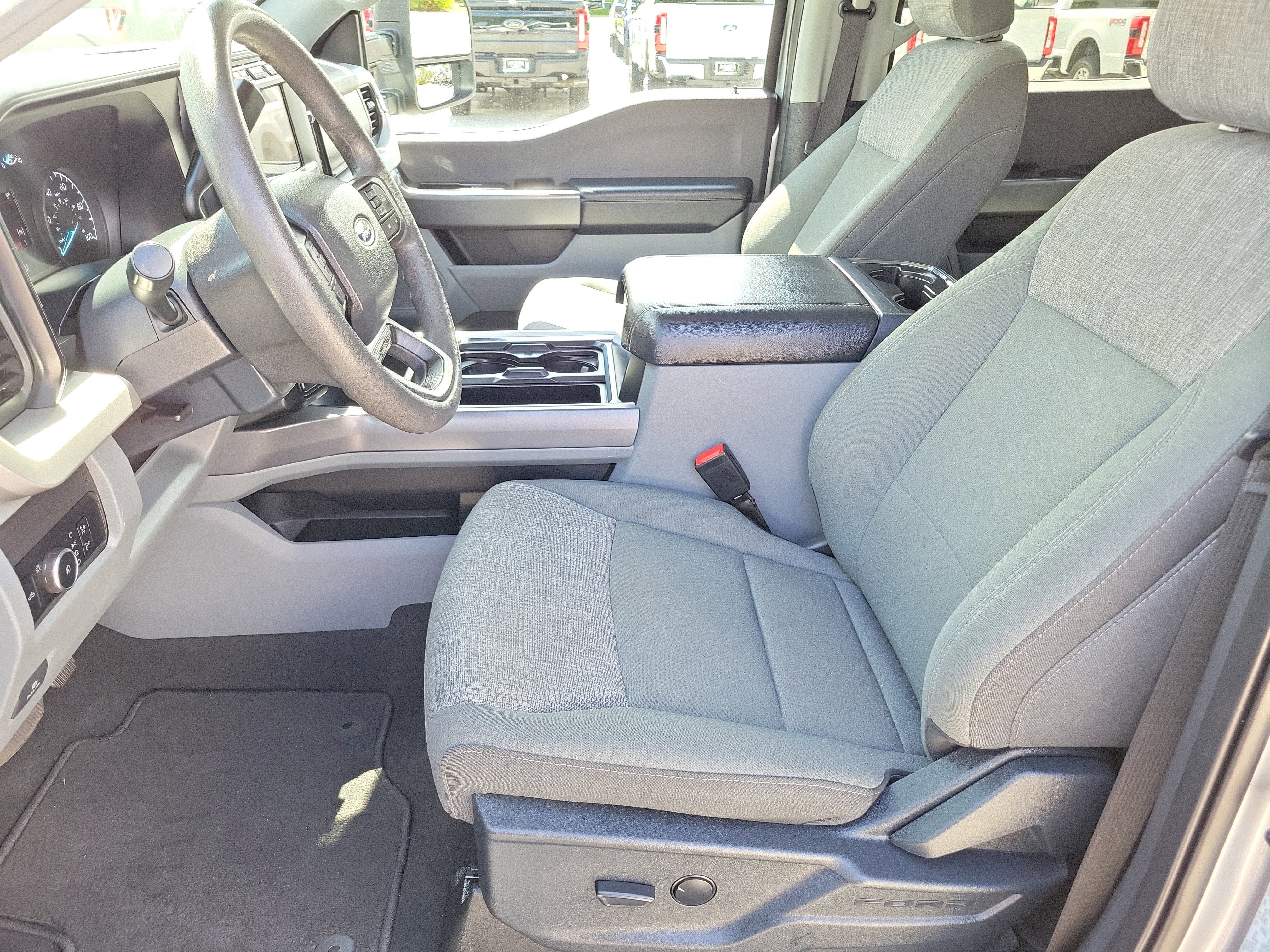 2024 Ford Super Duty F-350 DRW XLT