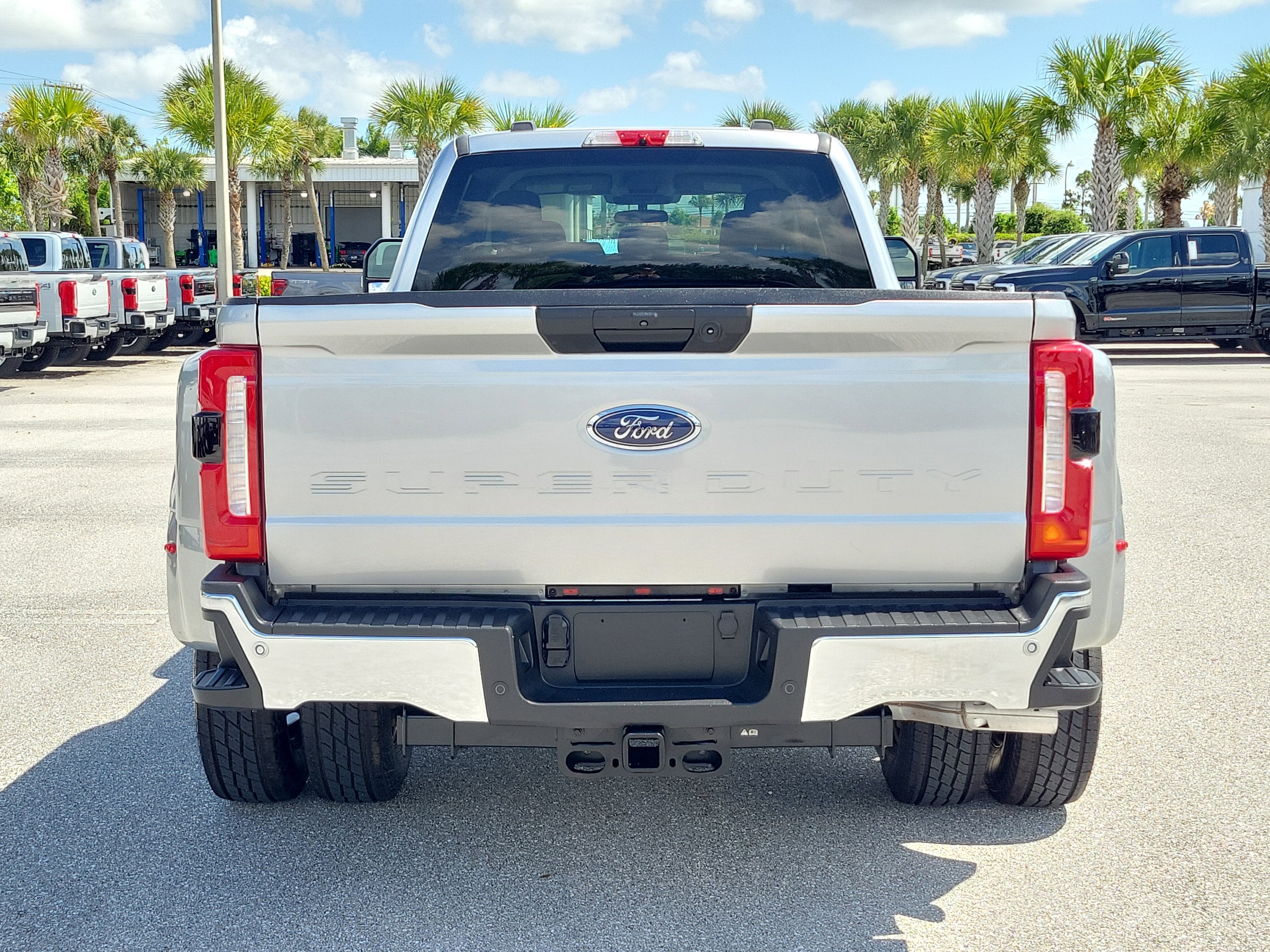 2024 Ford Super Duty F-350 DRW XLT