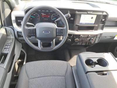 2026 Ford Super Duty F-350 DRW XL