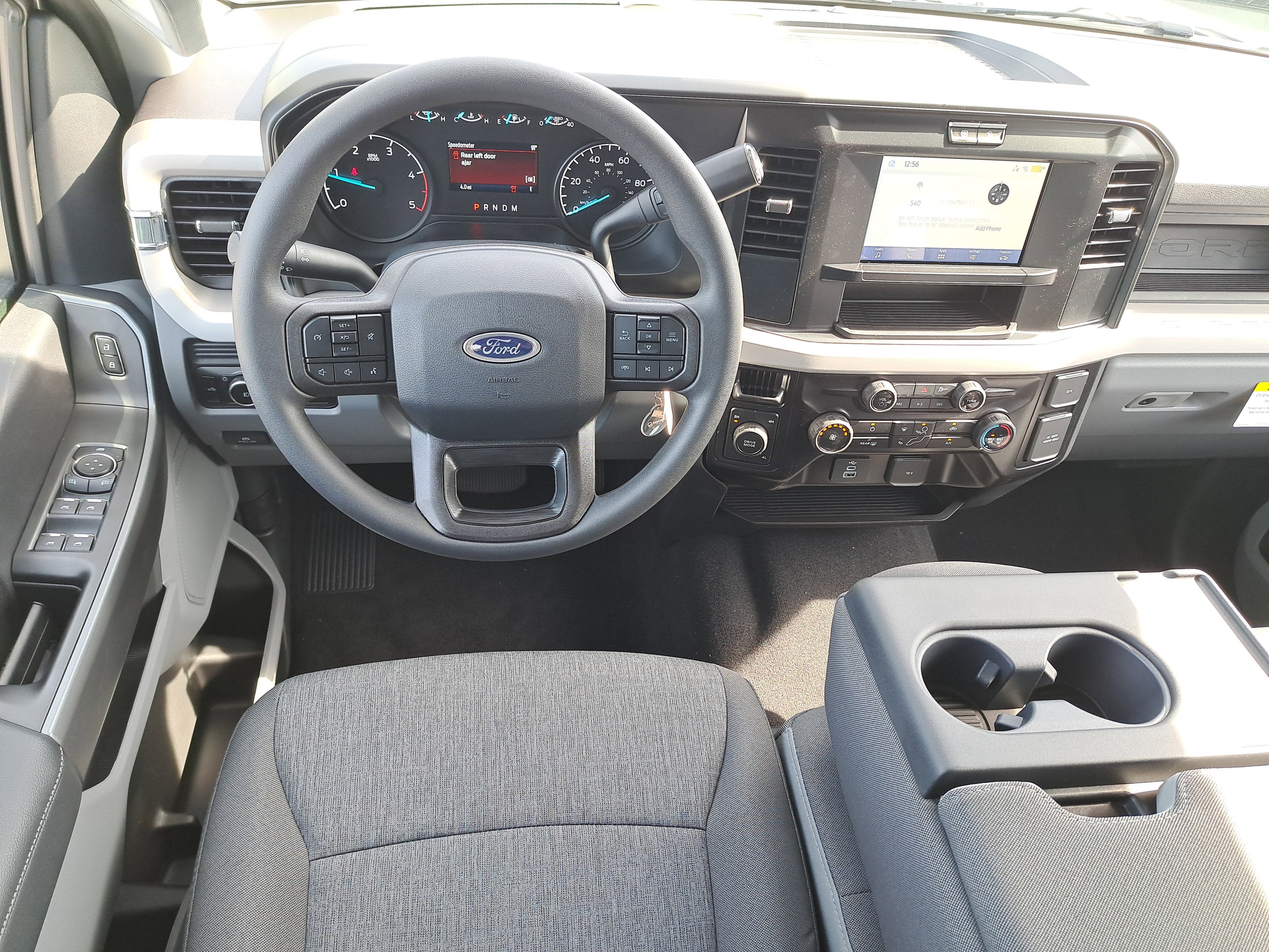 2026 Ford Super Duty F-350 DRW XL