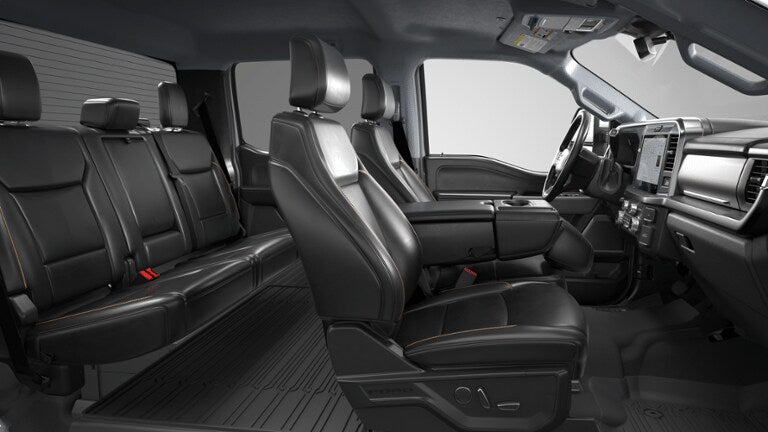 2026 Ford Super Duty F-350 DRW LARIAT