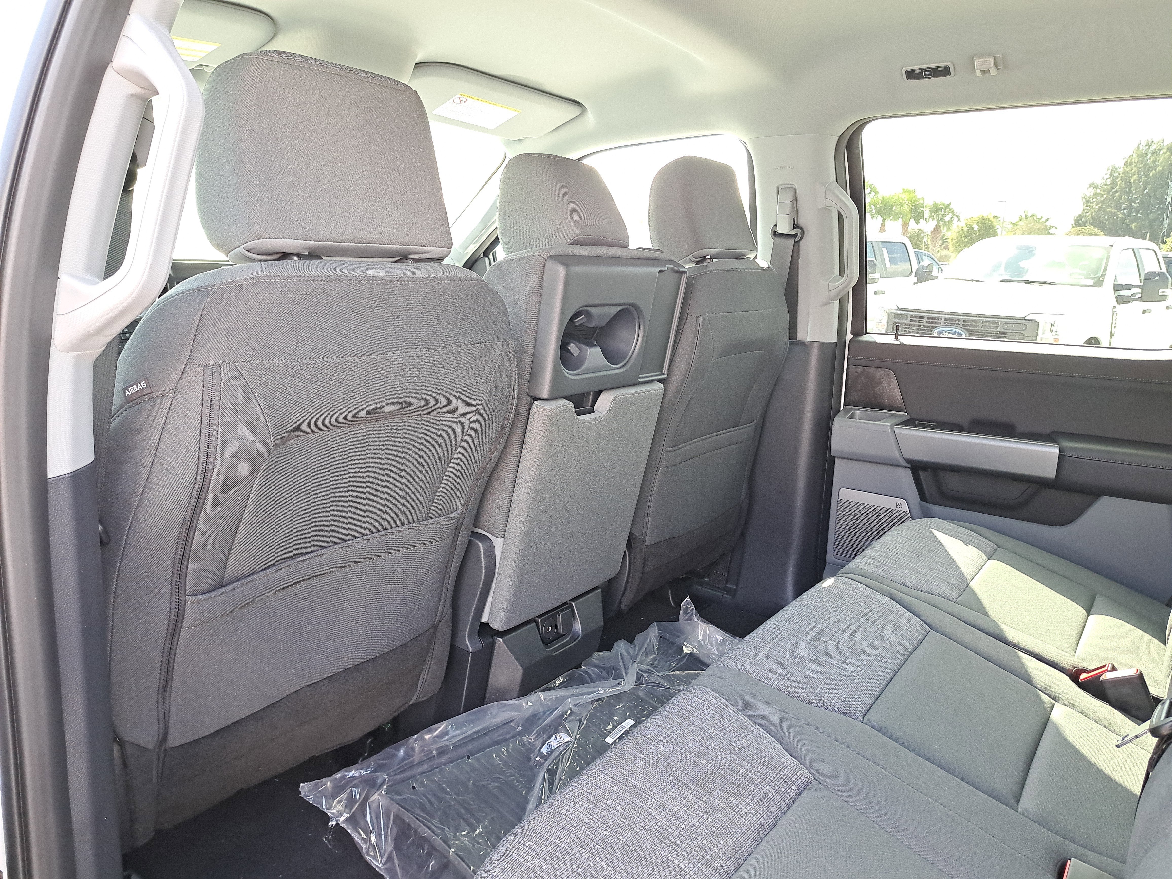 2026 Ford Super Duty F-350 DRW XLT