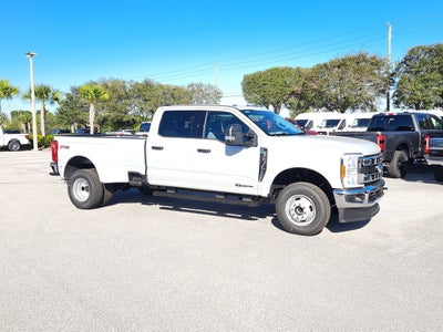 2026 Ford Super Duty F-350 DRW XLT