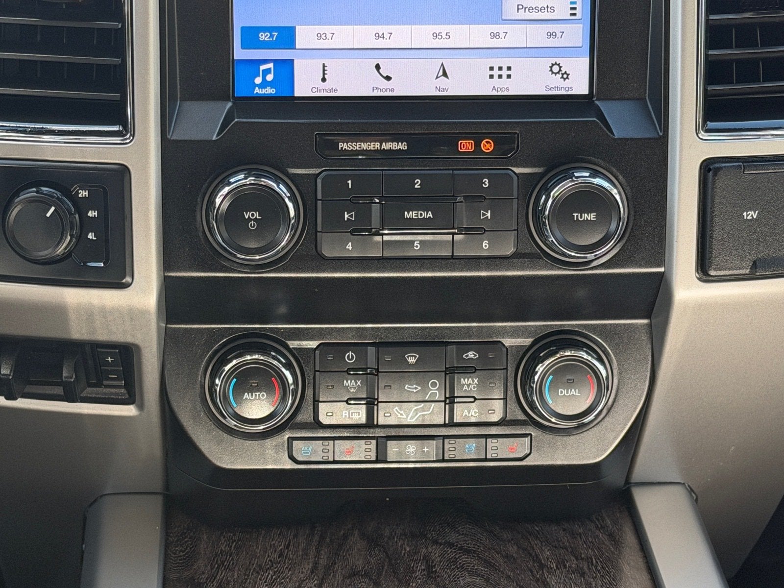 2019 Ford Super Duty F-350 DRW LARIAT