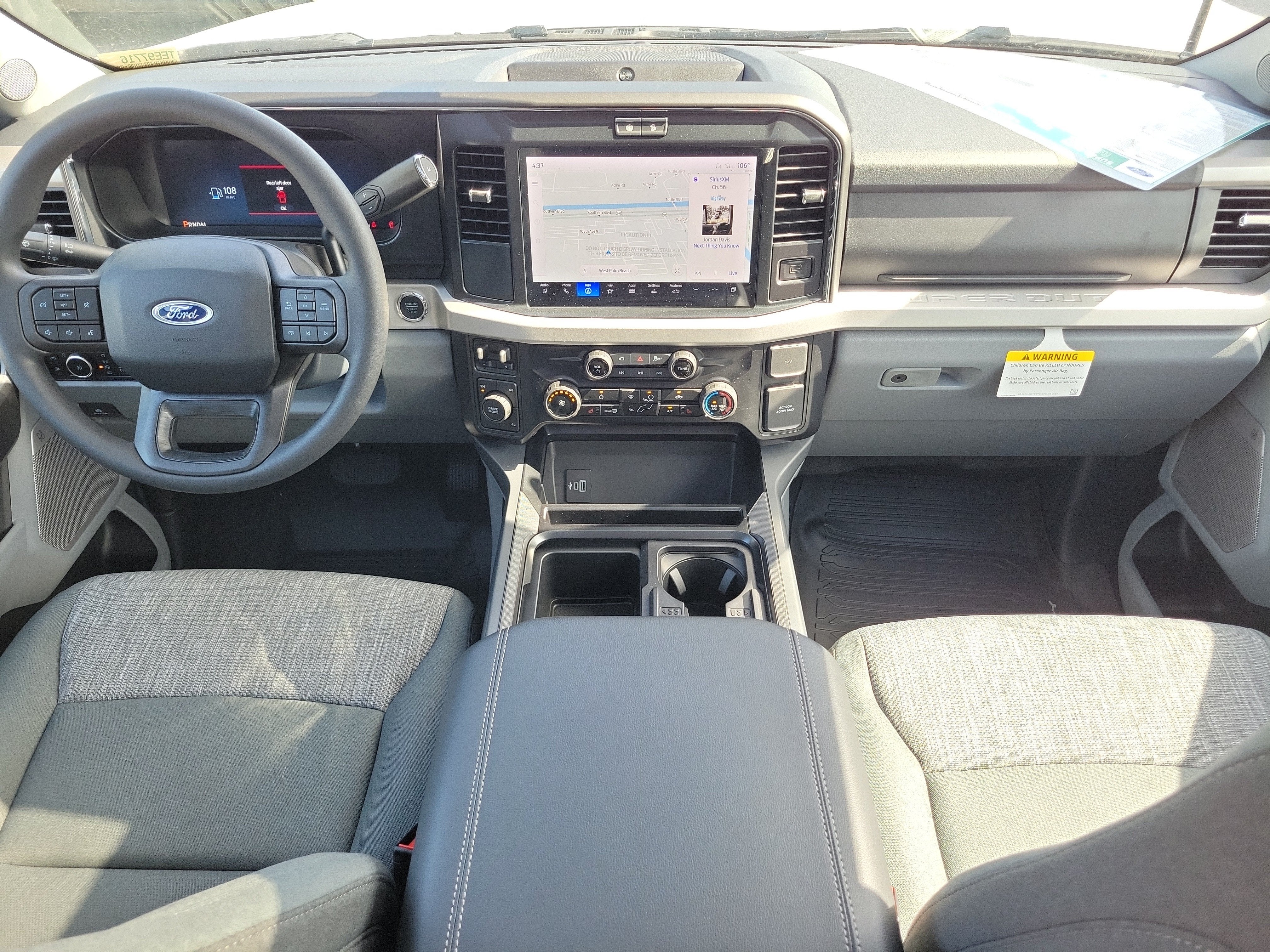 2026 Ford Super Duty F-350 DRW XLT