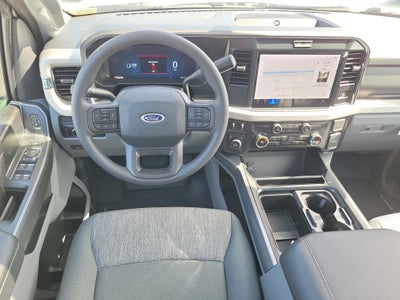 2026 Ford Super Duty F-350 DRW XLT