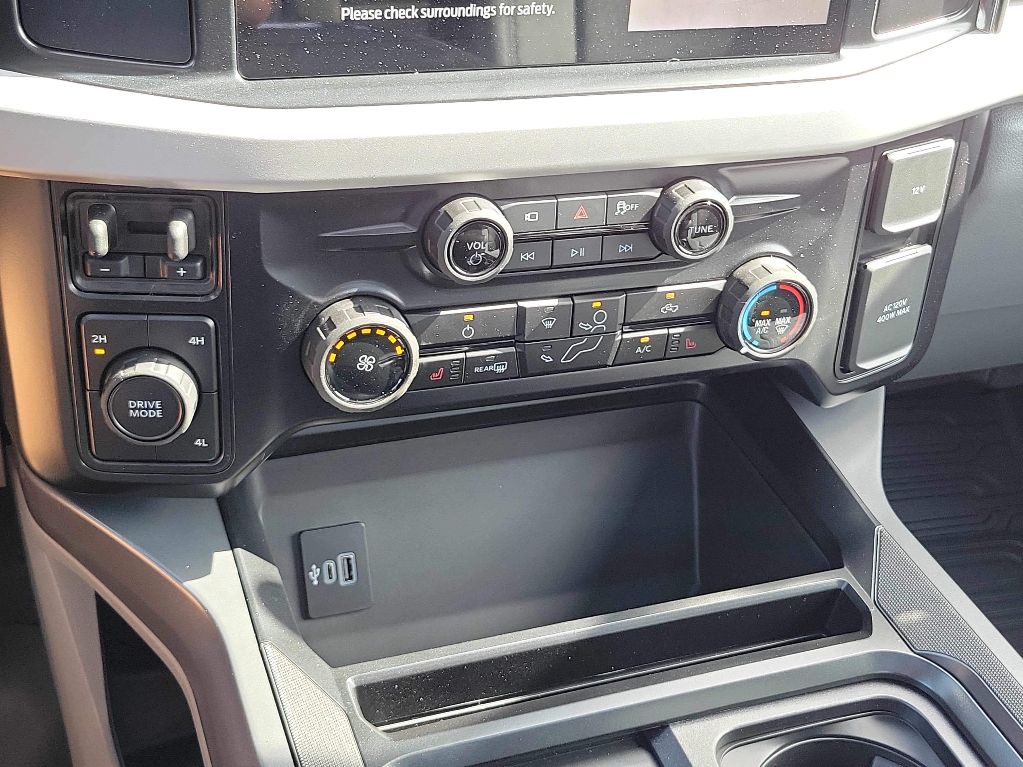 2026 Ford Super Duty F-350 DRW XLT