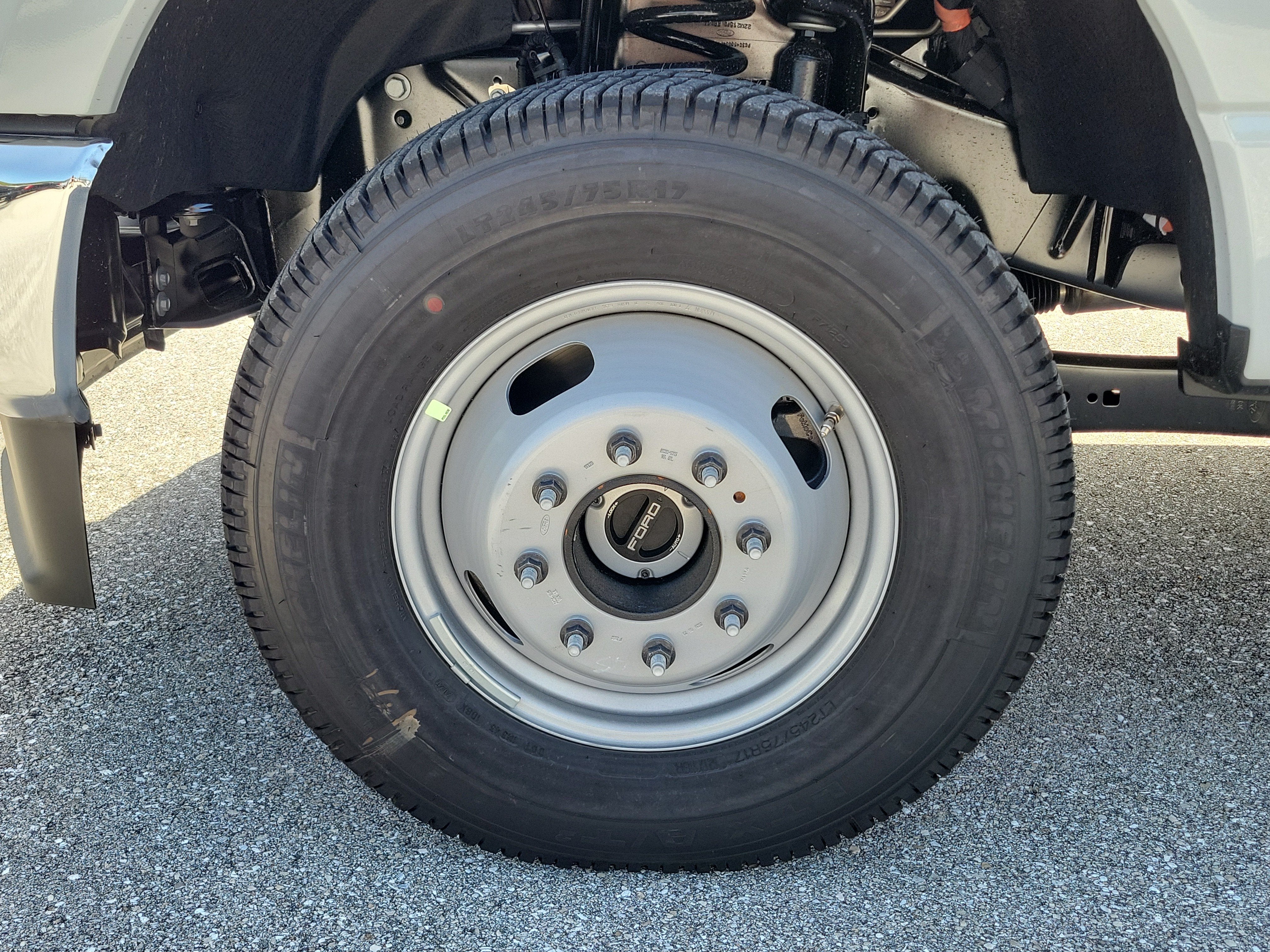 2026 Ford Super Duty F-350 DRW XLT