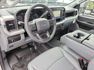 2026 Ford Super Duty F-350 DRW XL