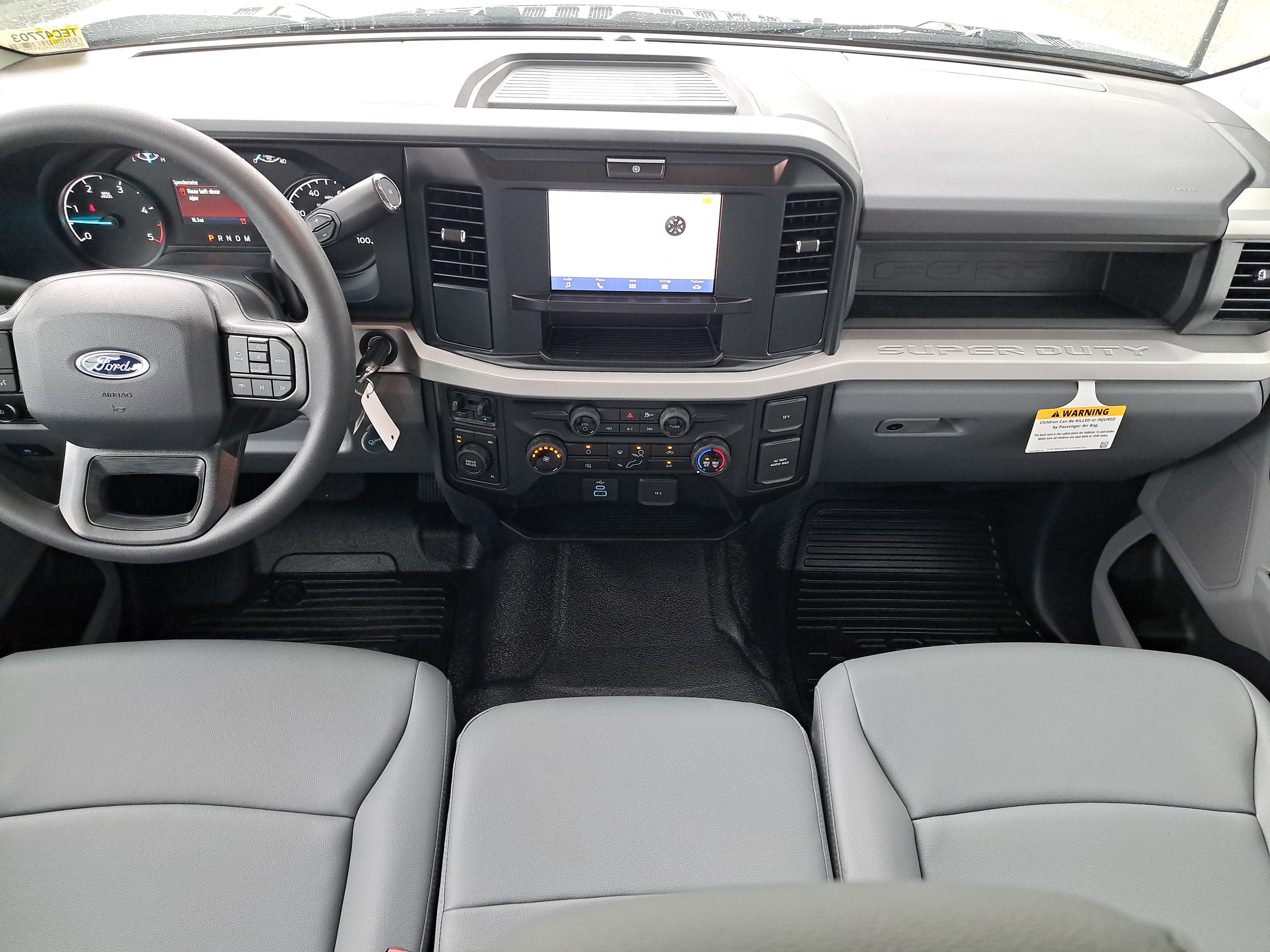 2026 Ford Super Duty F-350 DRW XL