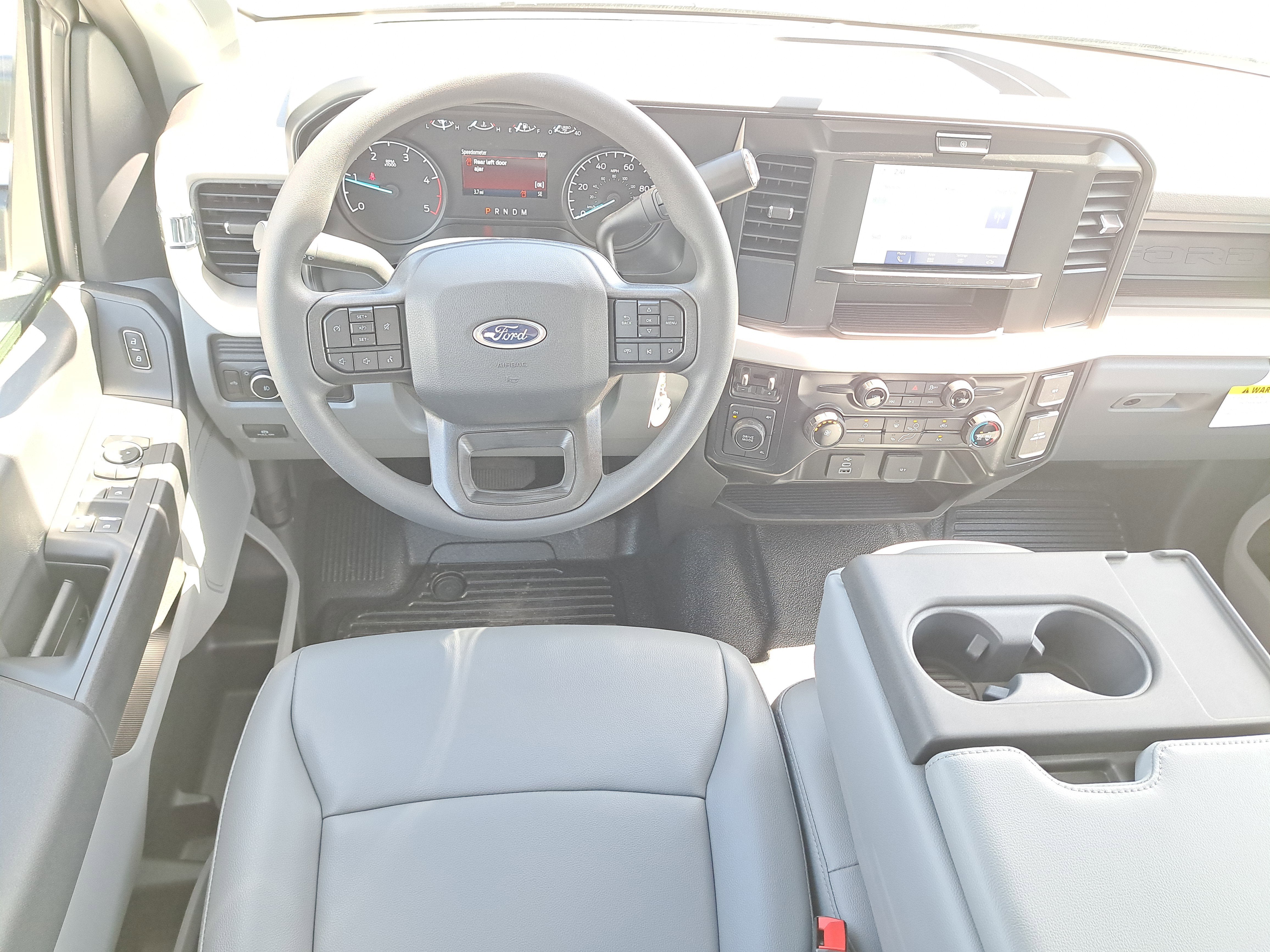 2026 Ford Super Duty F-350 DRW XL