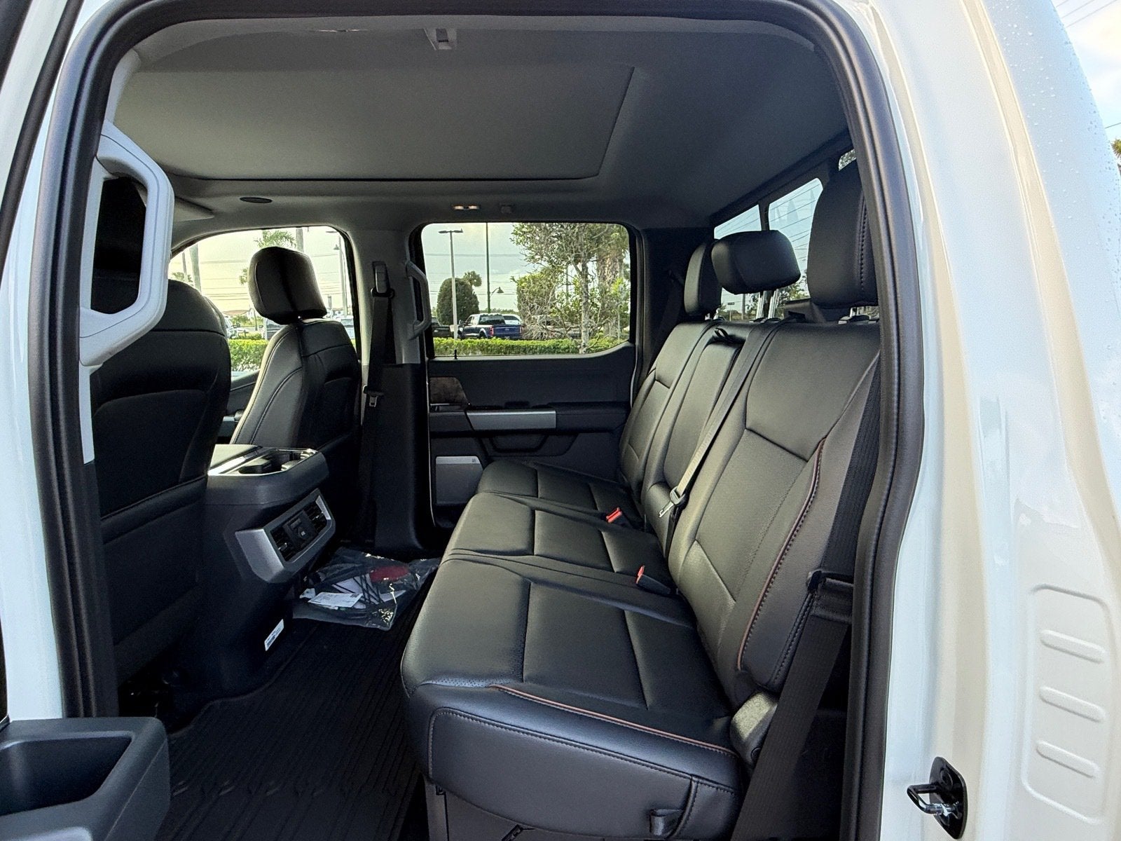 2027 Ford Super Duty F-250 SRW Base