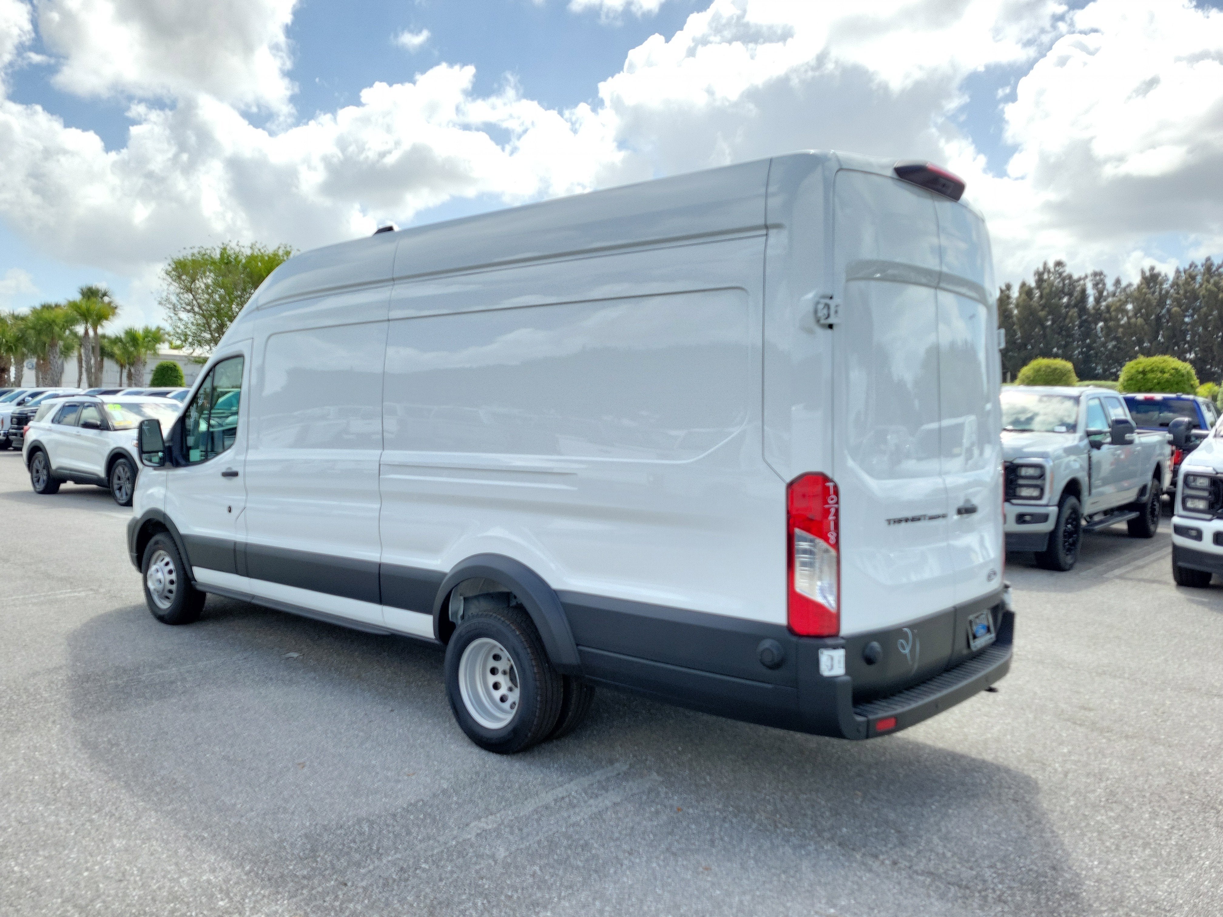 2026 Ford Transit Cargo Van Base
