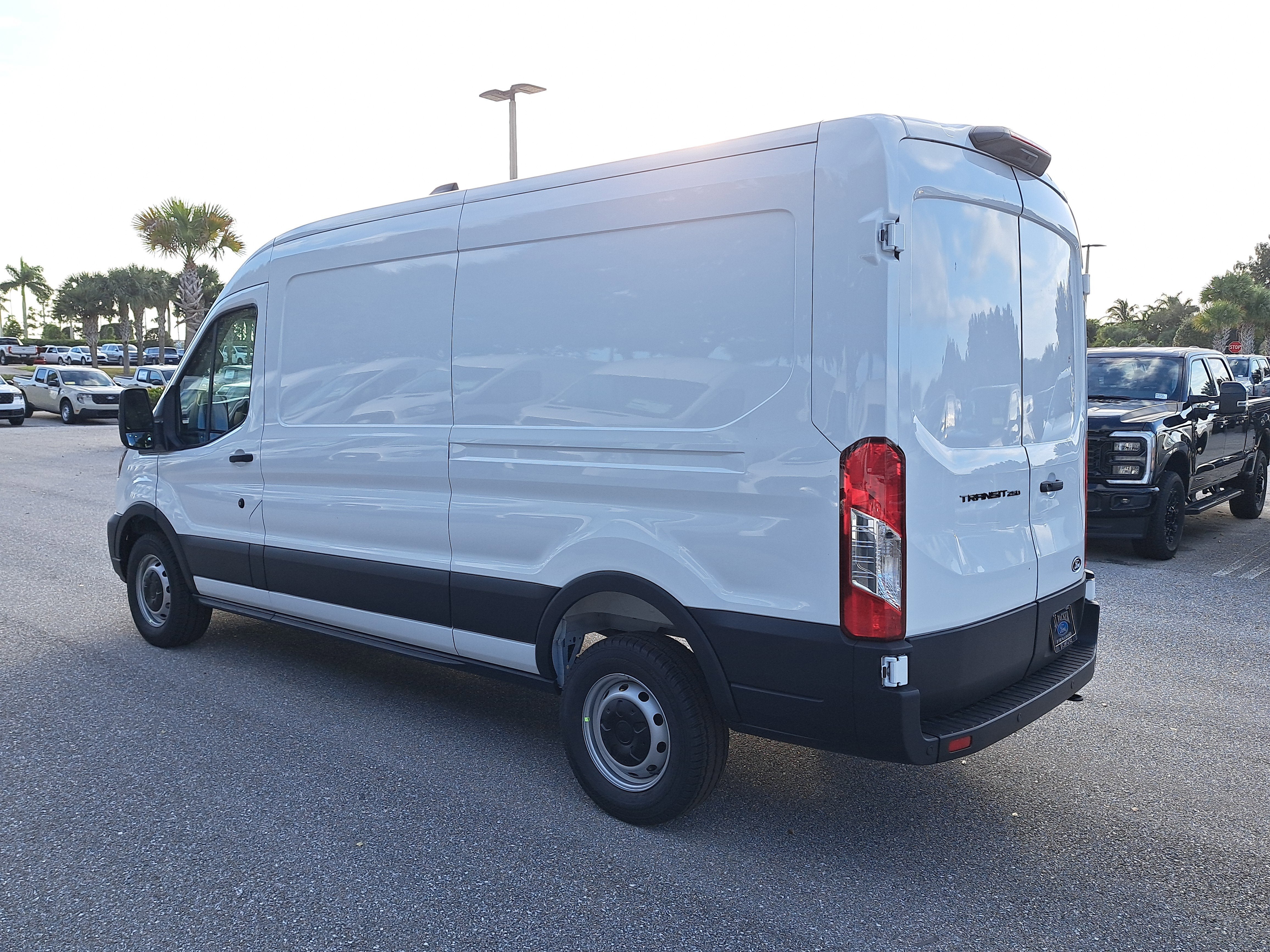2026 Ford Transit Cargo Van T-250 148" Med Rf 9150 GVWR RWD
