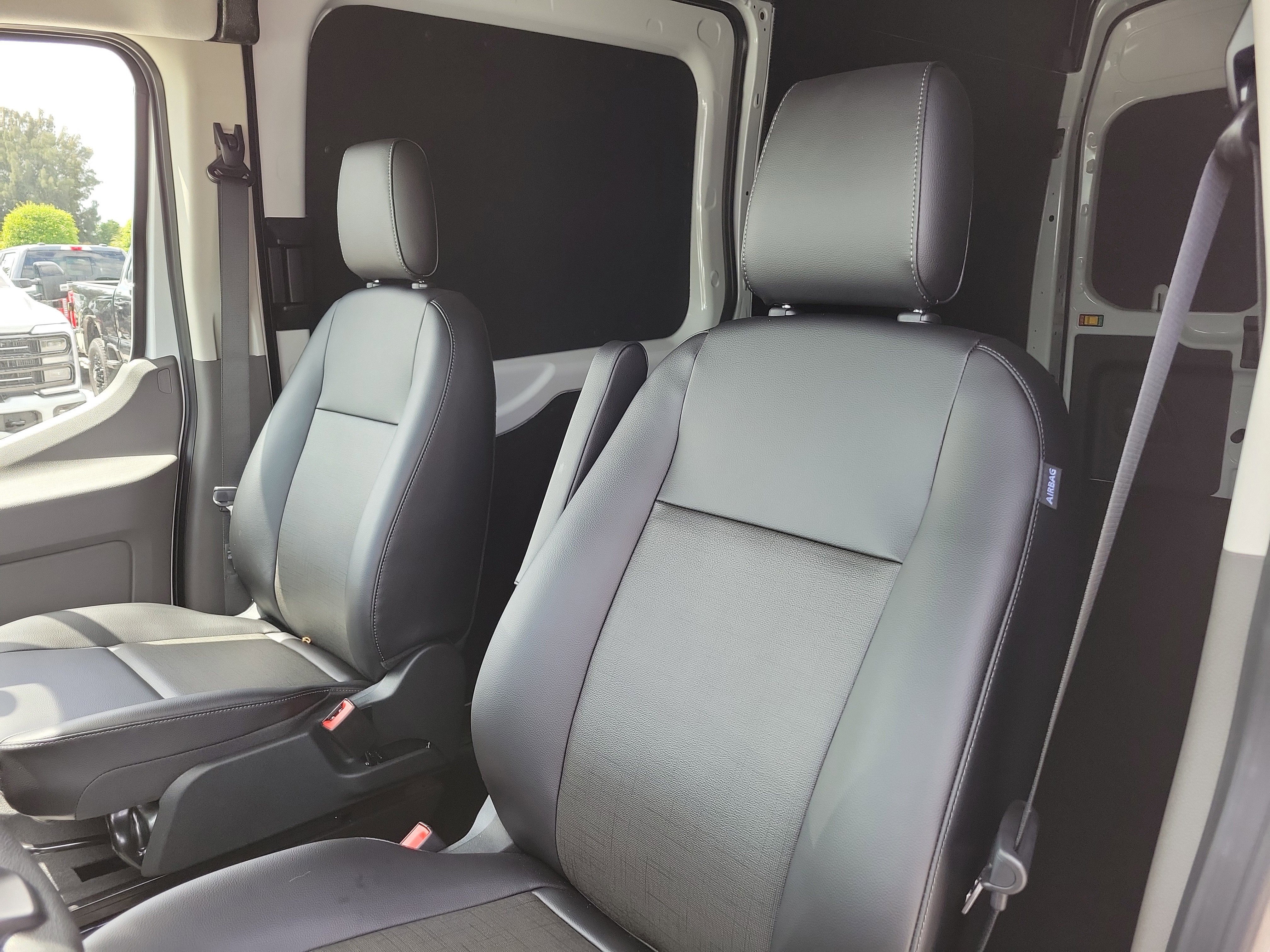 2026 Ford Transit Cargo Van Base