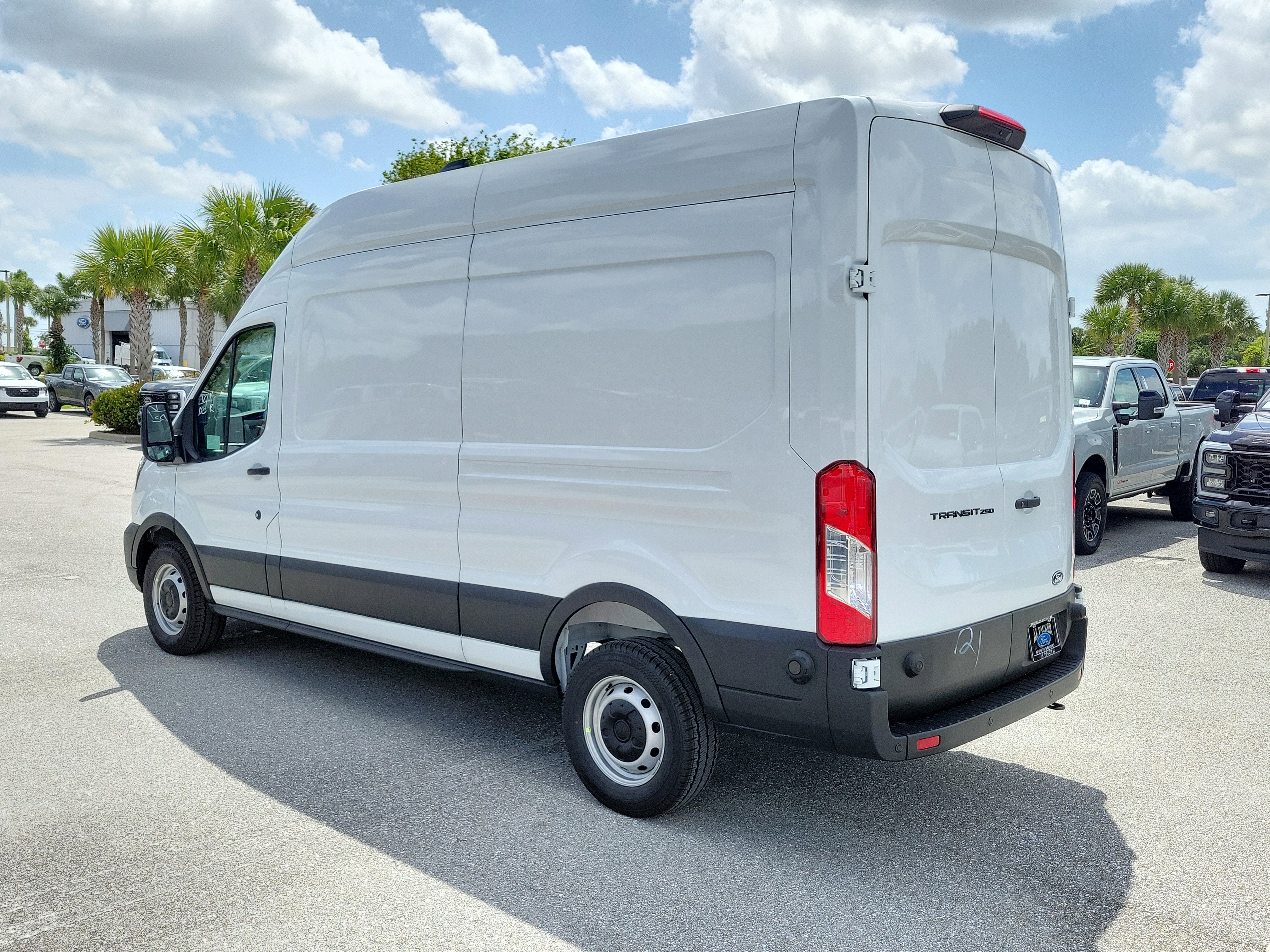 2026 Ford Transit Cargo Van Base