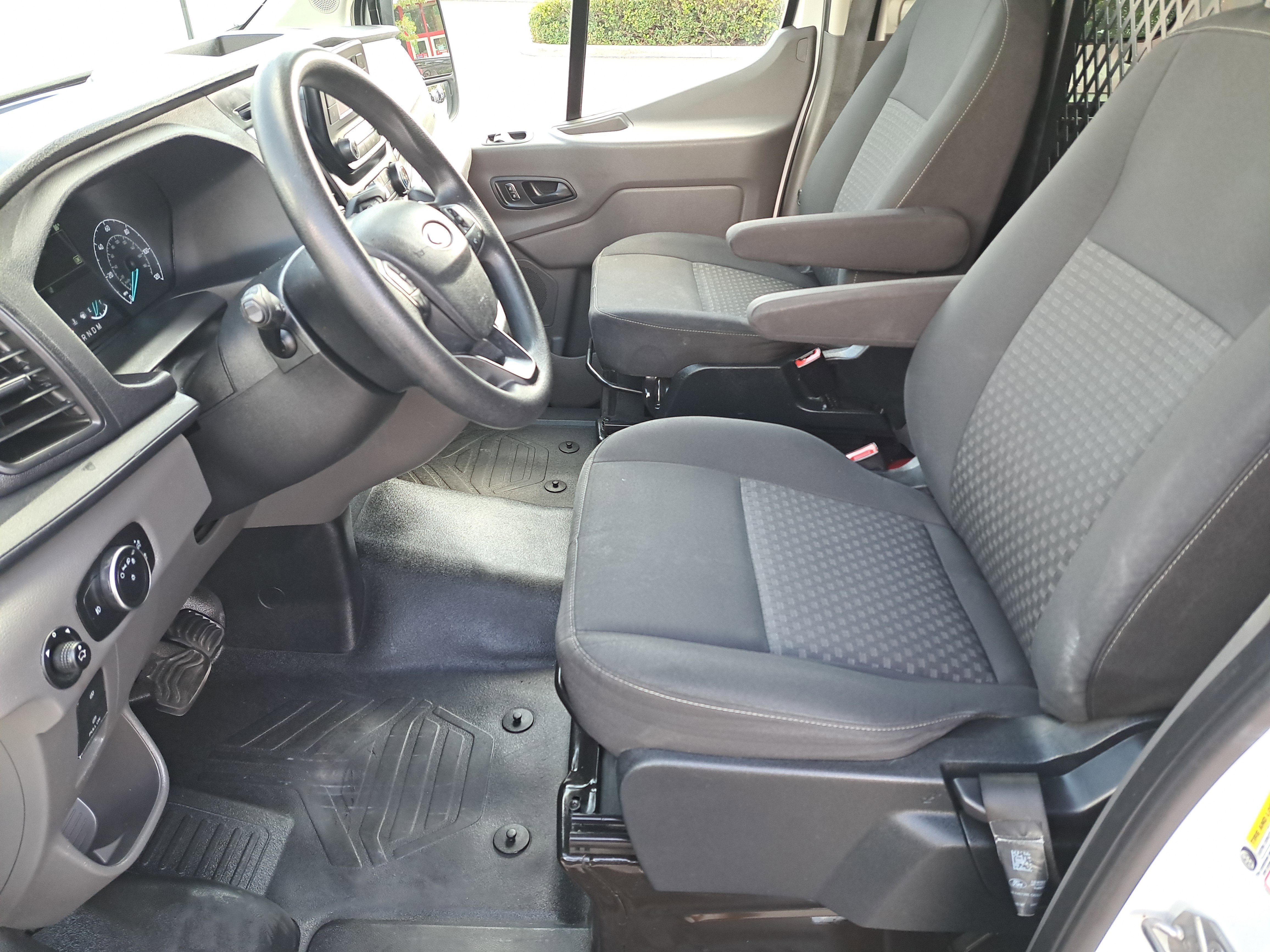 2022 Ford Transit Cargo Van Base