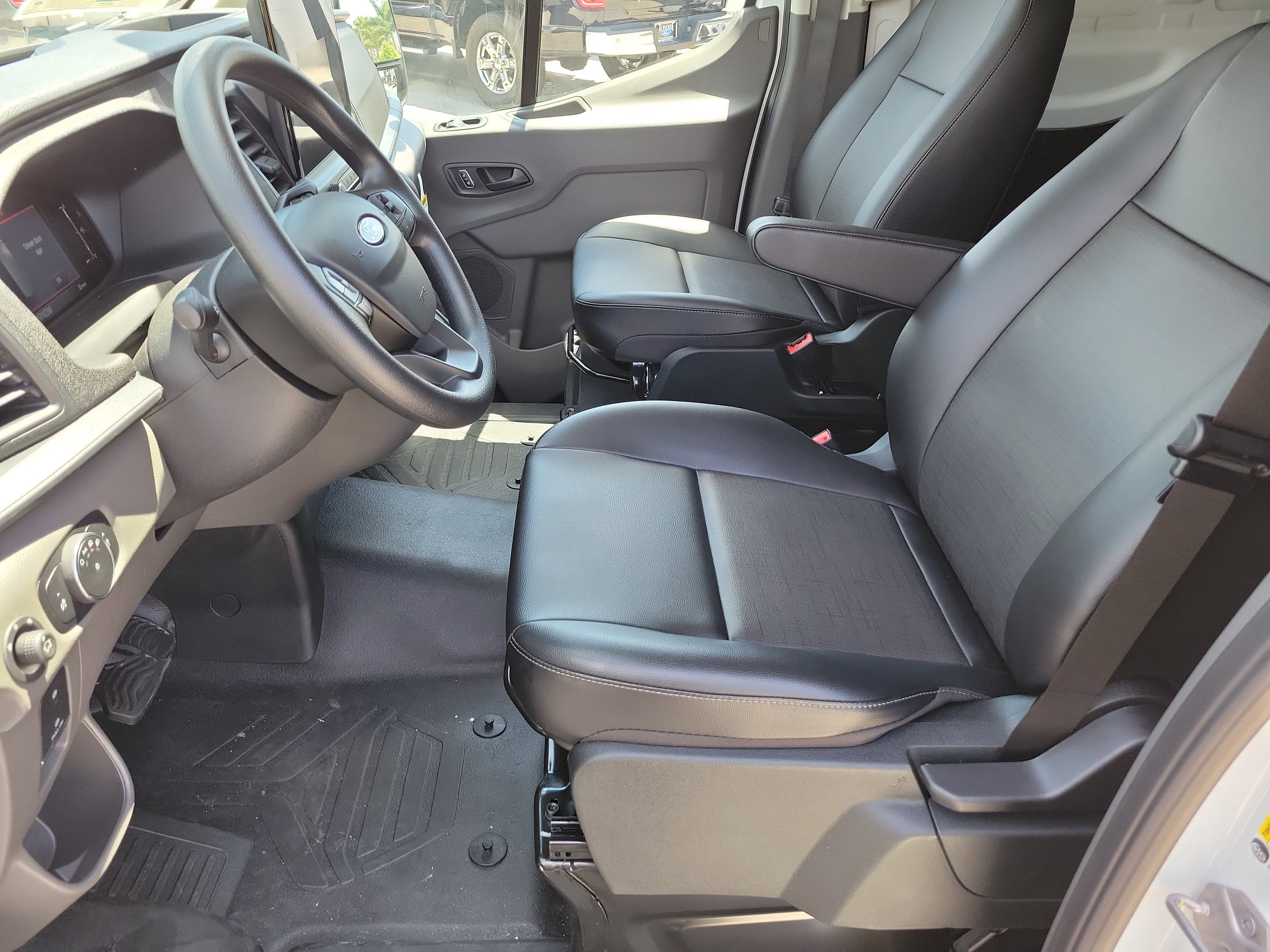 2026 Ford Transit Cargo Van Base