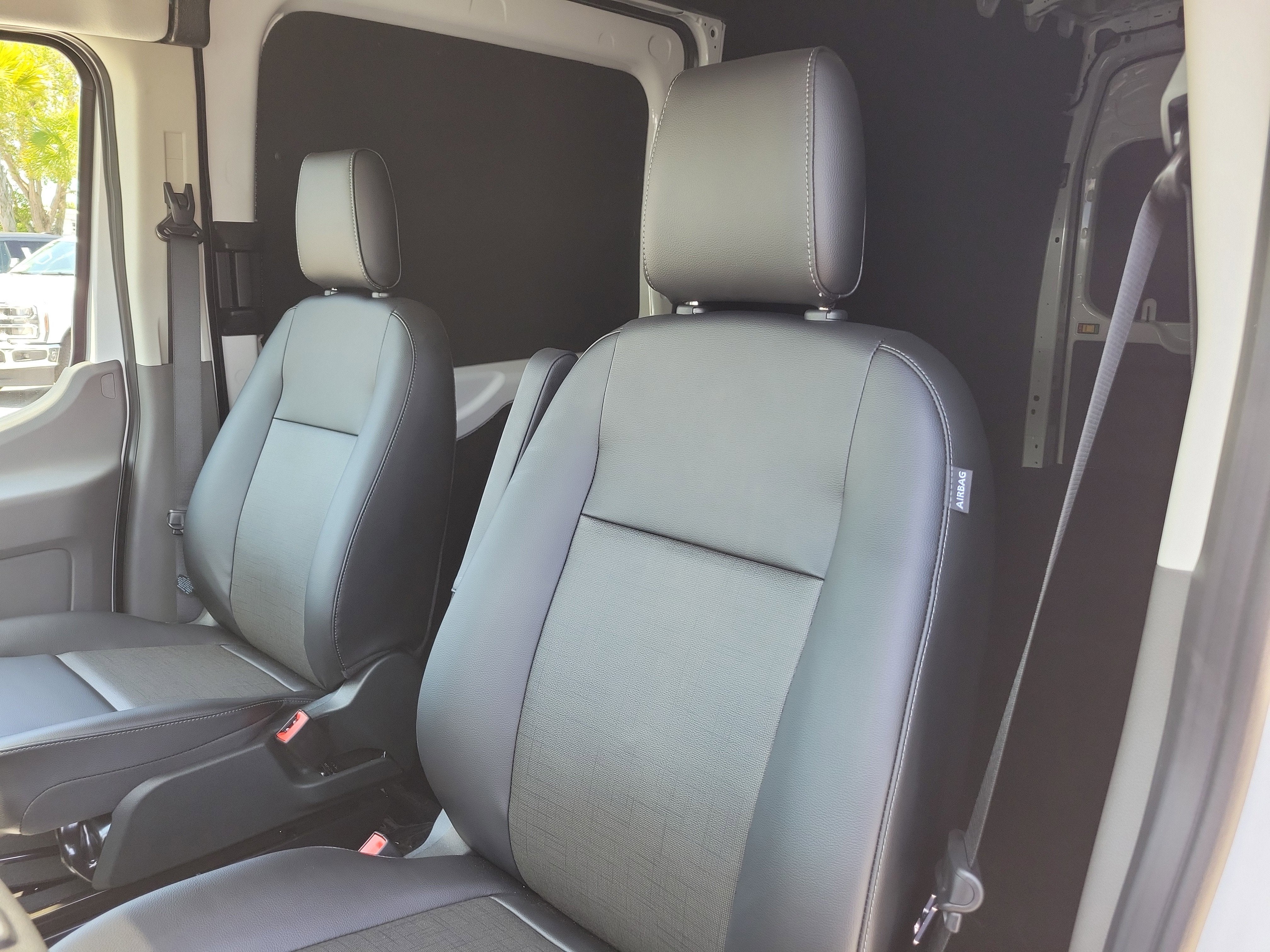 2026 Ford Transit Cargo Van Base