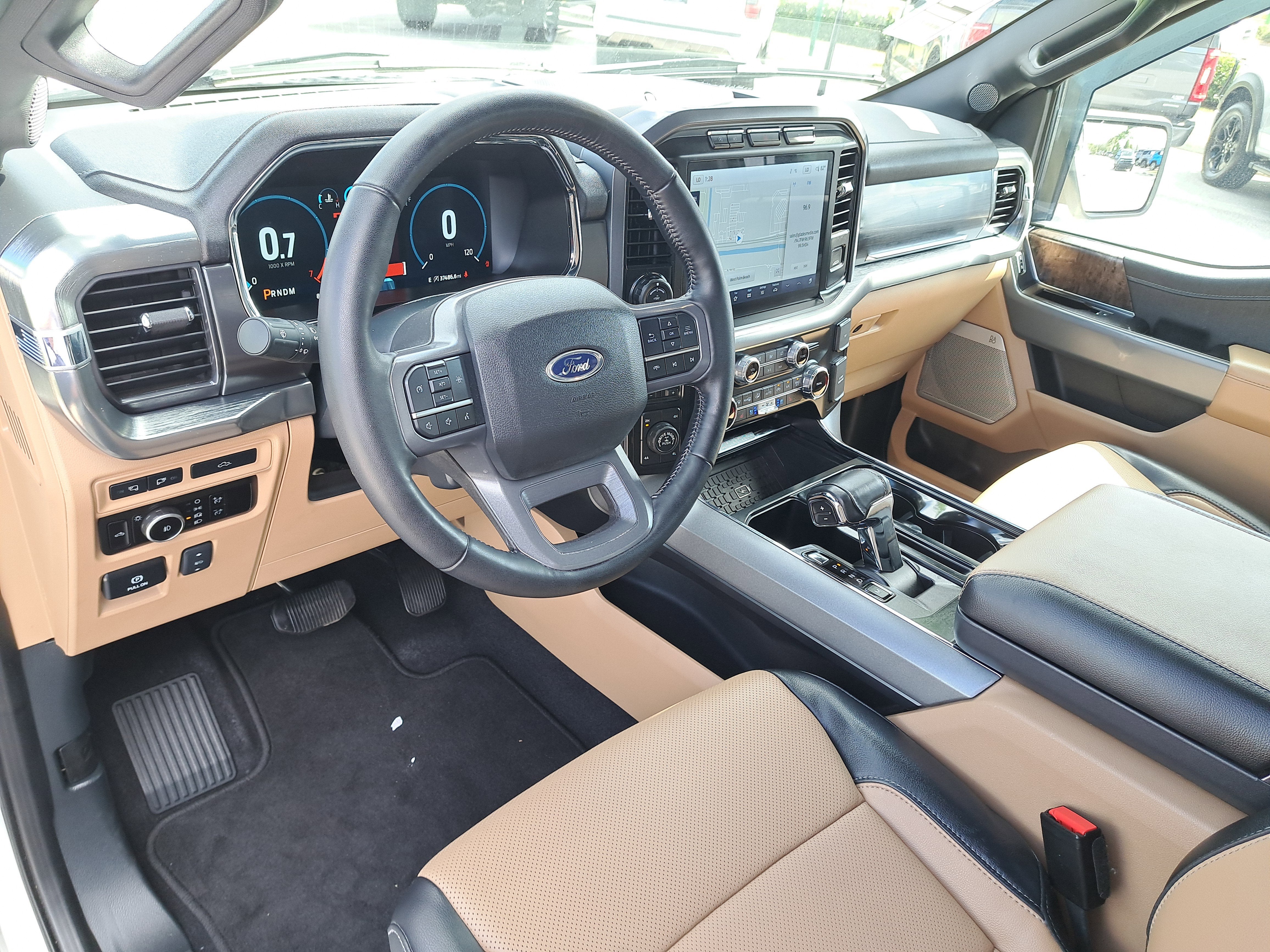 2023 Ford F-150 LARIAT