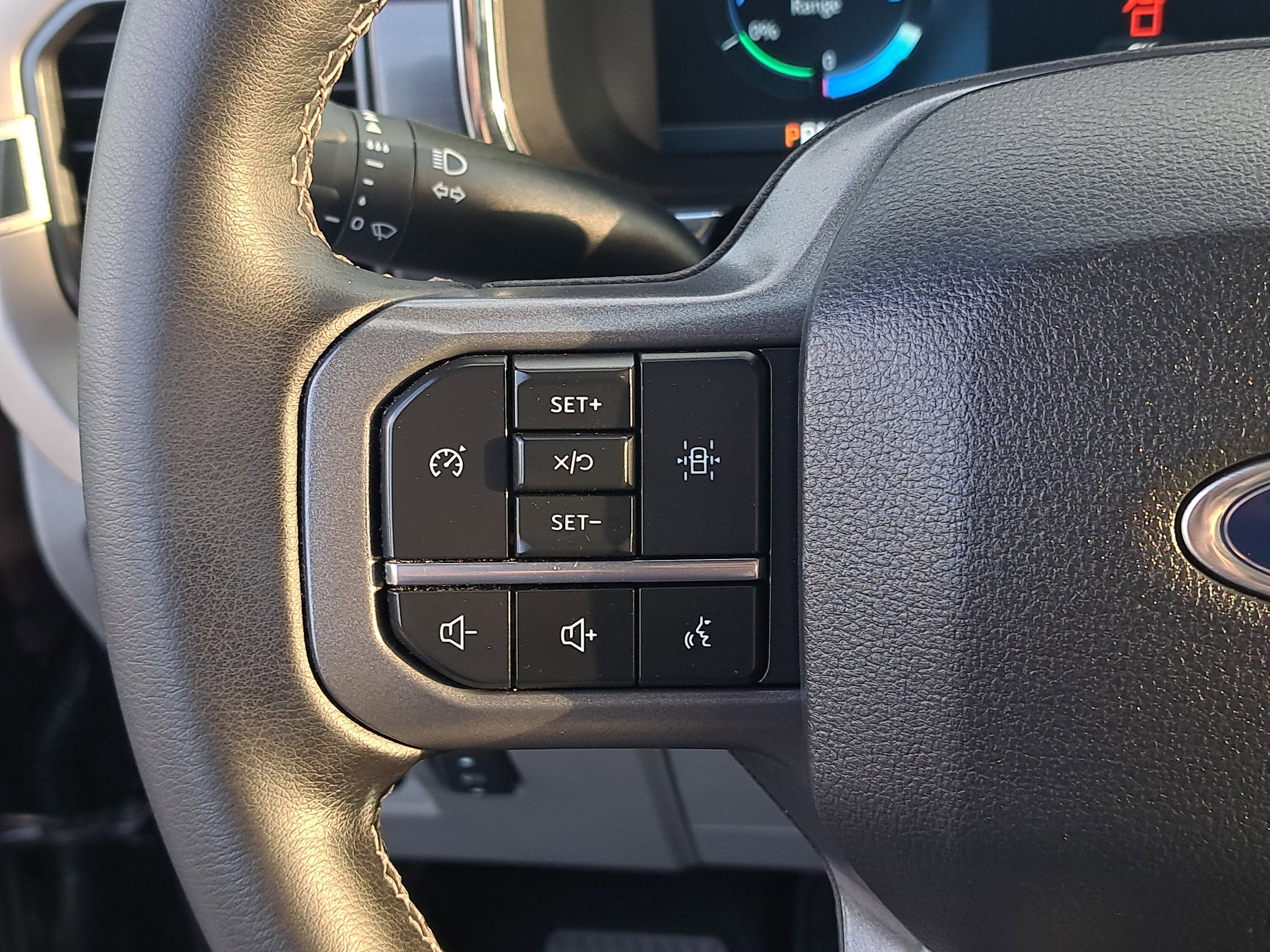 2023 Ford F-150 Lightning XLT