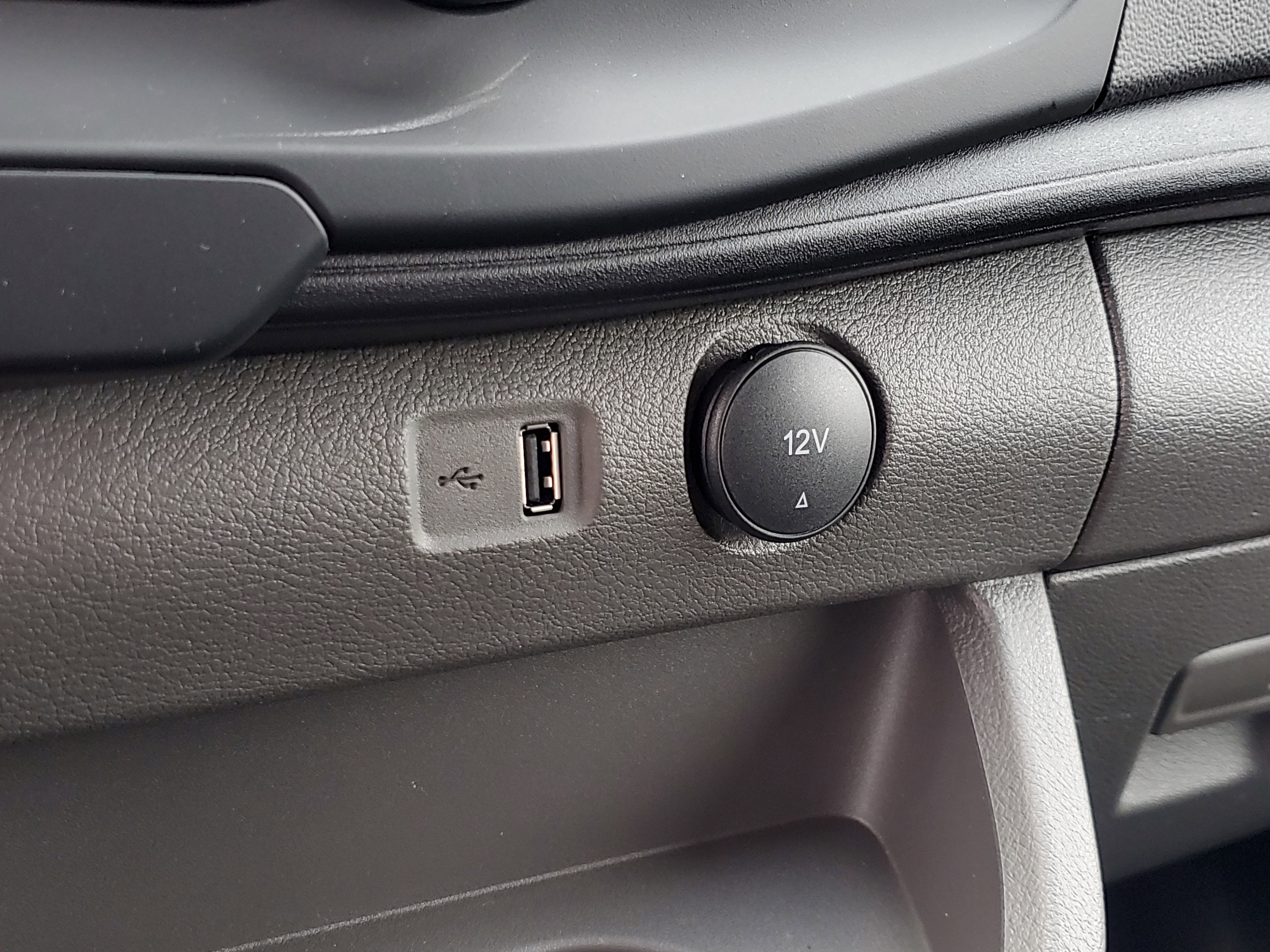 2025 Ford Transit Cargo Van T150