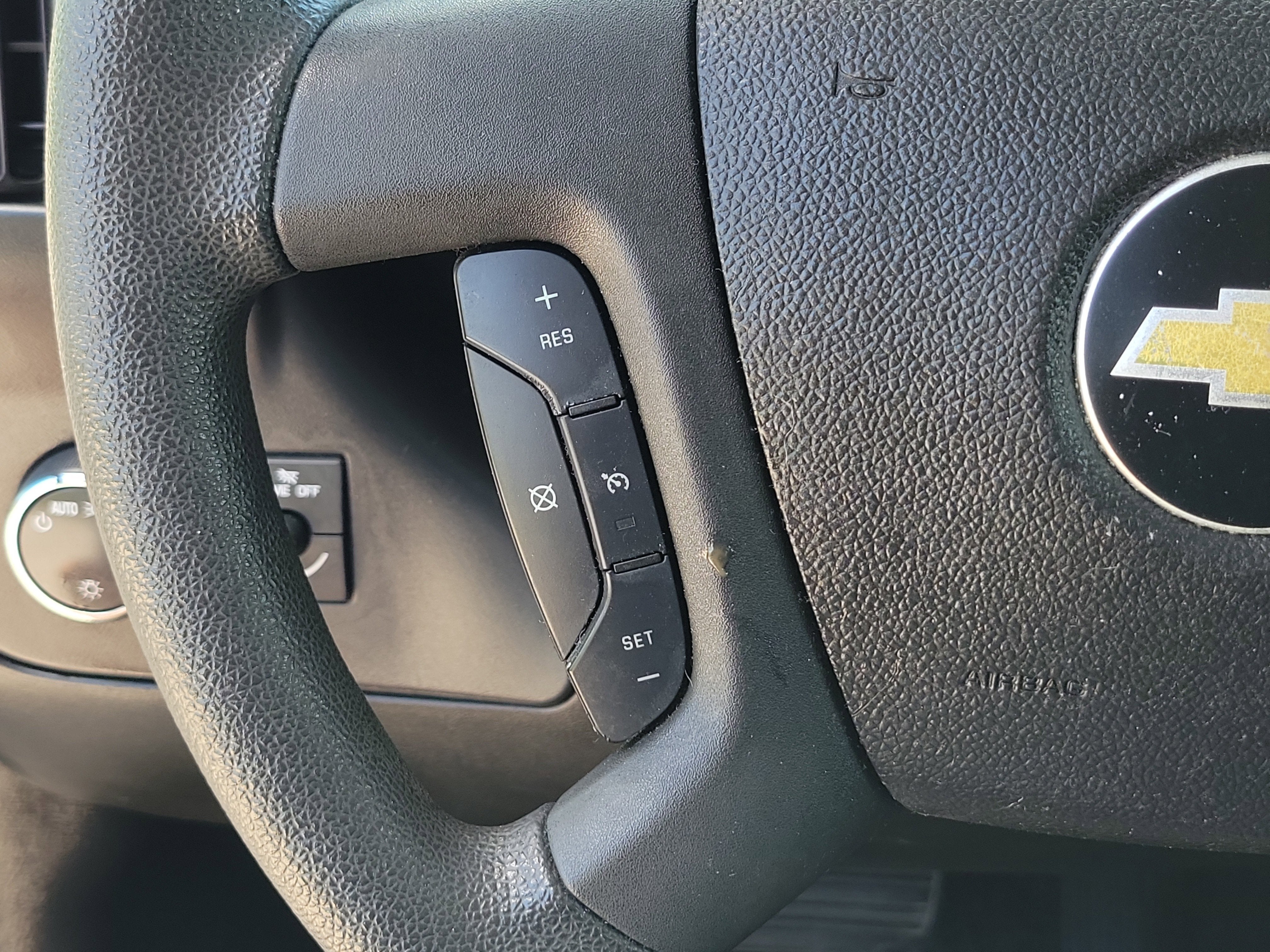 2017 Chevrolet Express Passenger LT