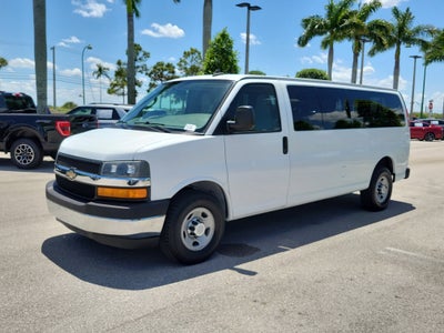 2017 Chevrolet Express Passenger LT