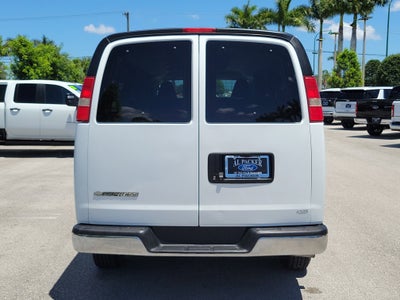 2017 Chevrolet Express Passenger LT