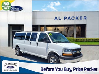 2017 Chevrolet Express Passenger LT