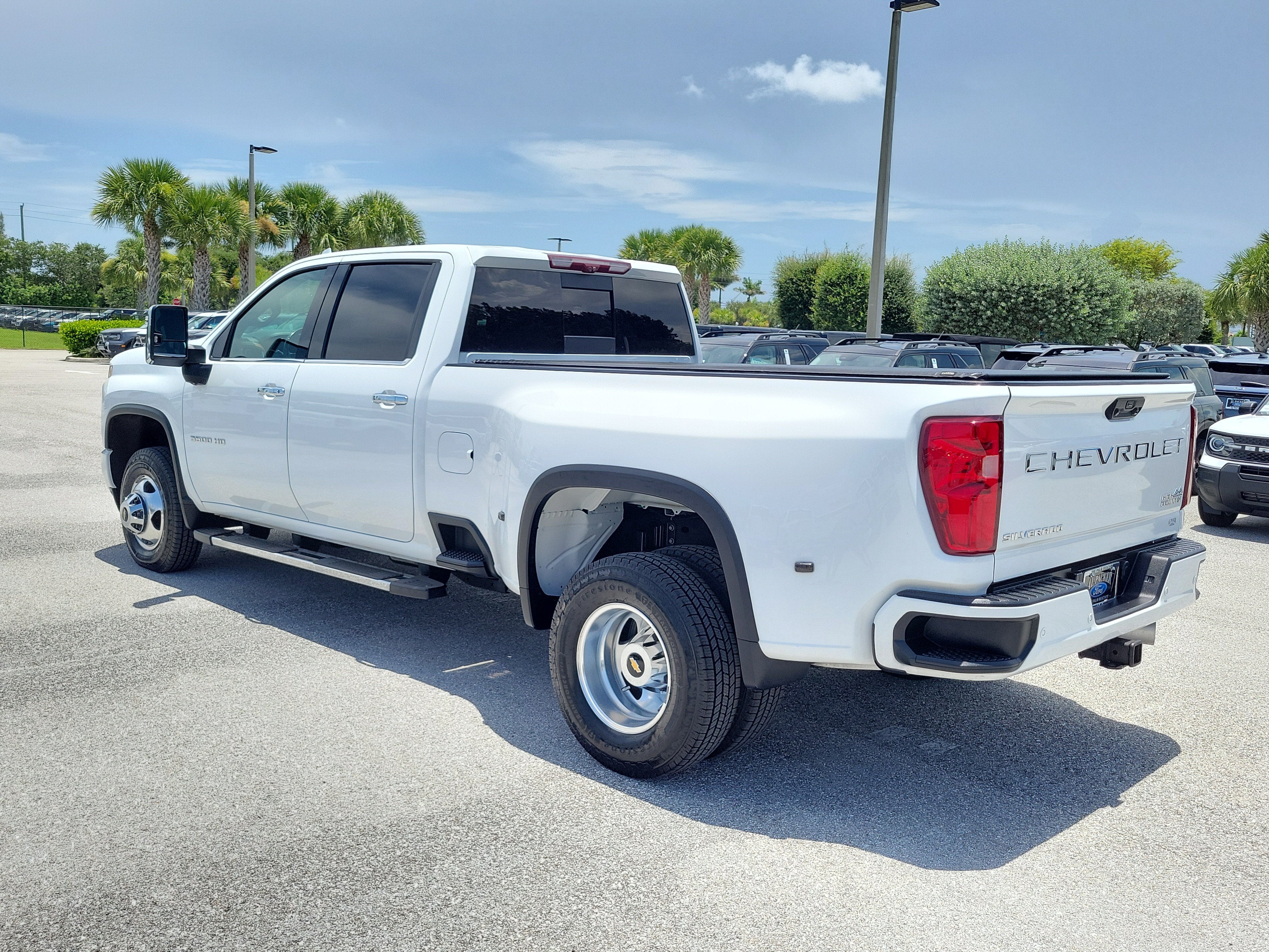 2022 Chevrolet Silverado 3500HD High Country