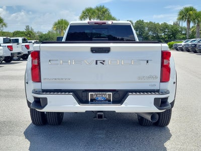 2022 Chevrolet Silverado 3500HD High Country