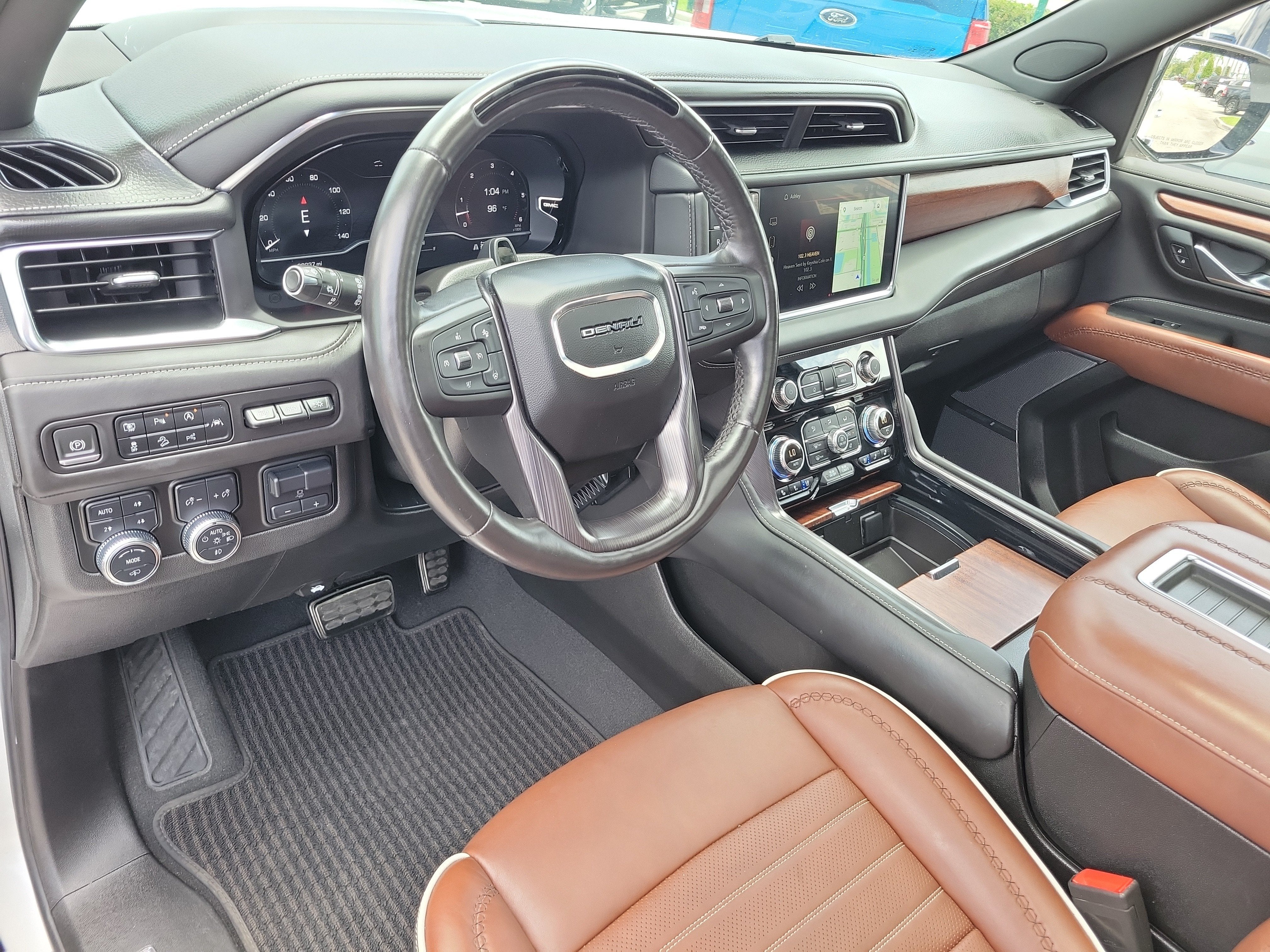 2023 GMC Yukon XL Denali Ultimate