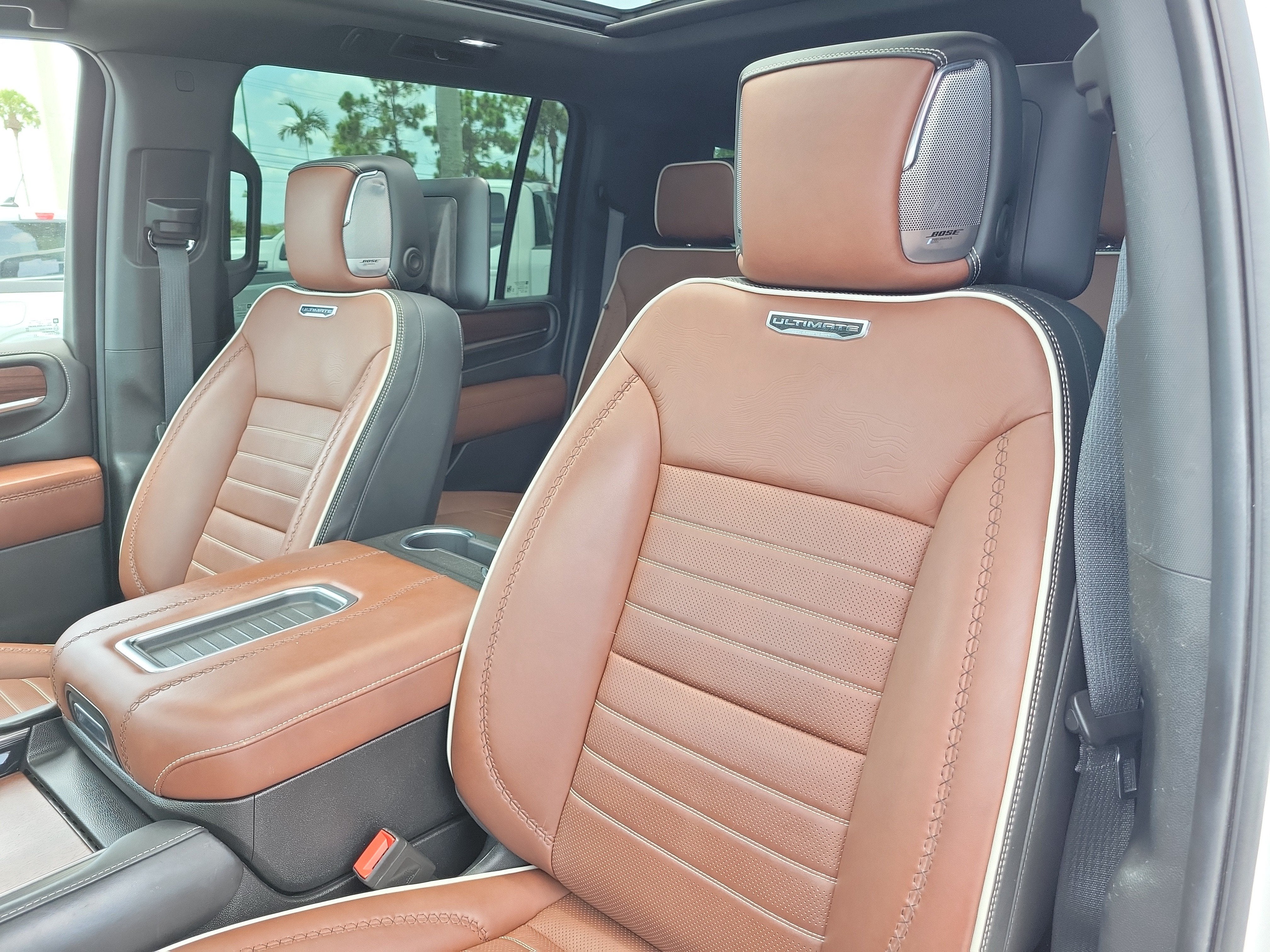 2023 GMC Yukon XL Denali Ultimate