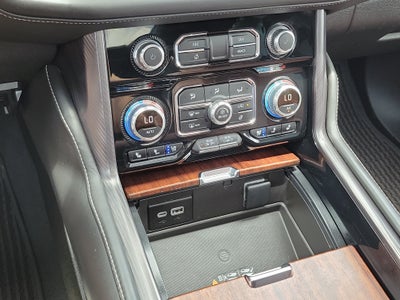 2023 GMC Yukon XL Denali Ultimate