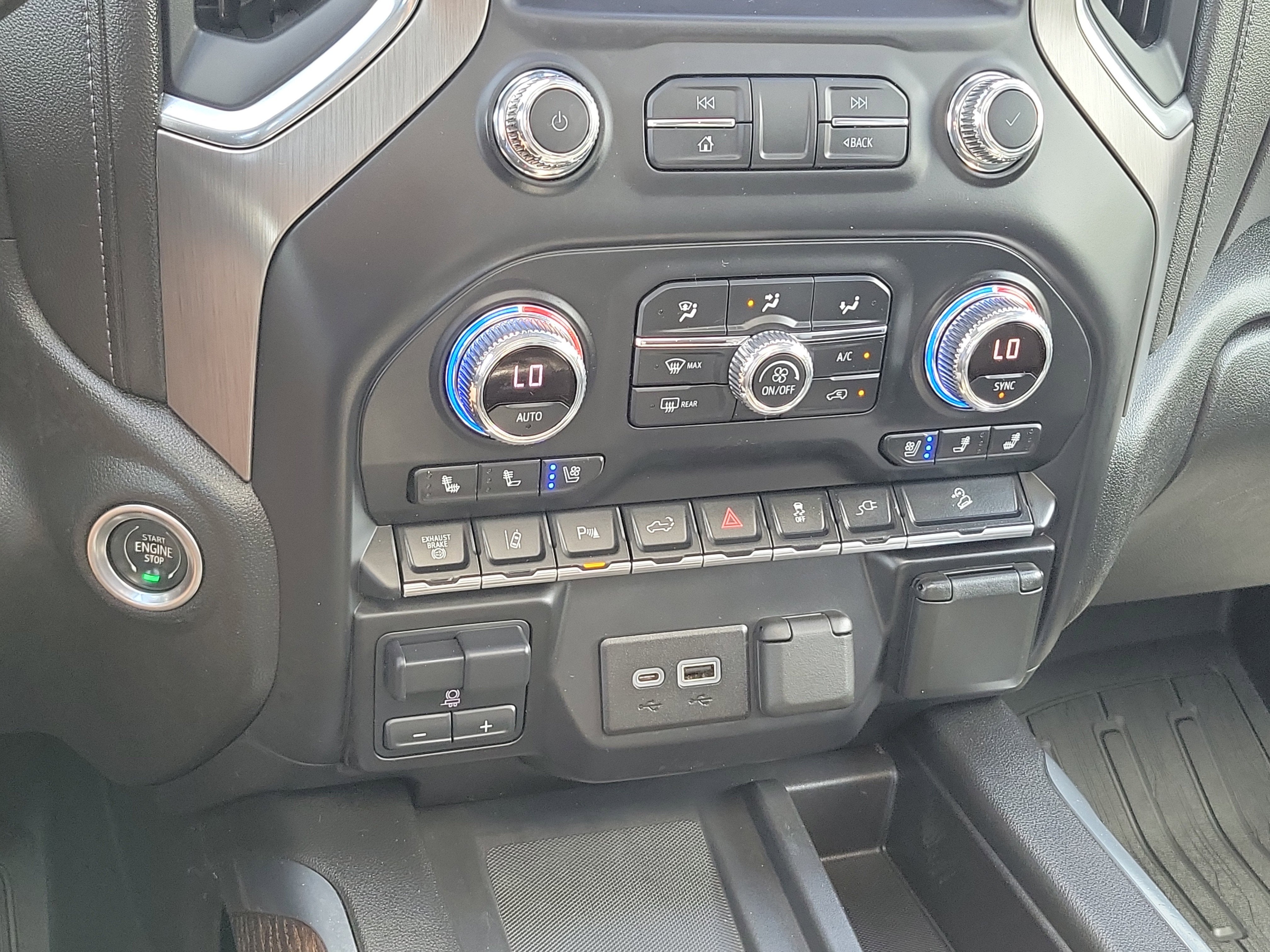 2022 GMC Sierra 3500HD Denali